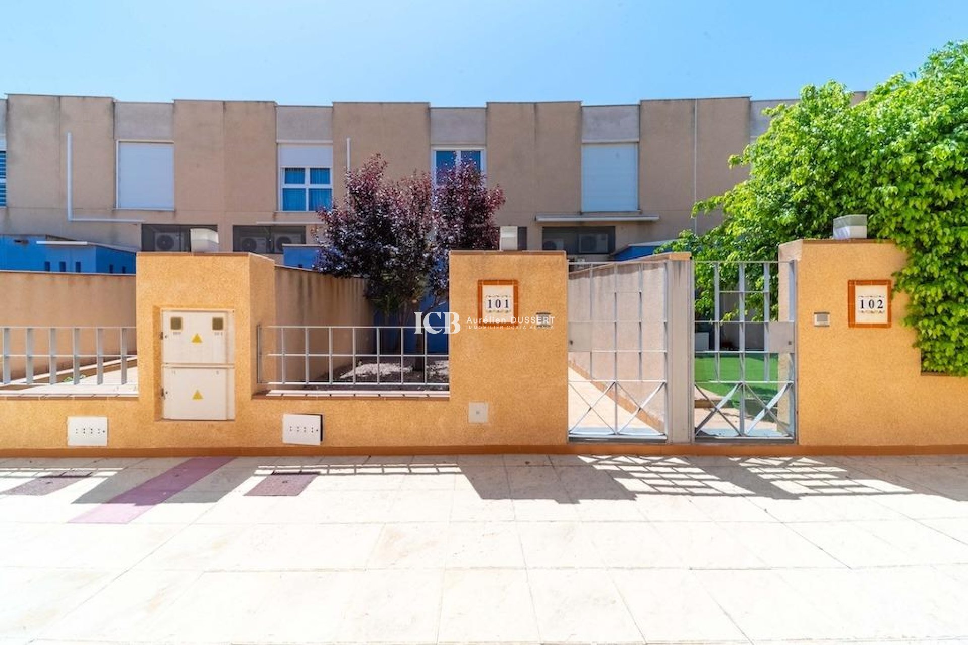 Resale - Townhouse -
Orihuela Costa - Campoamor