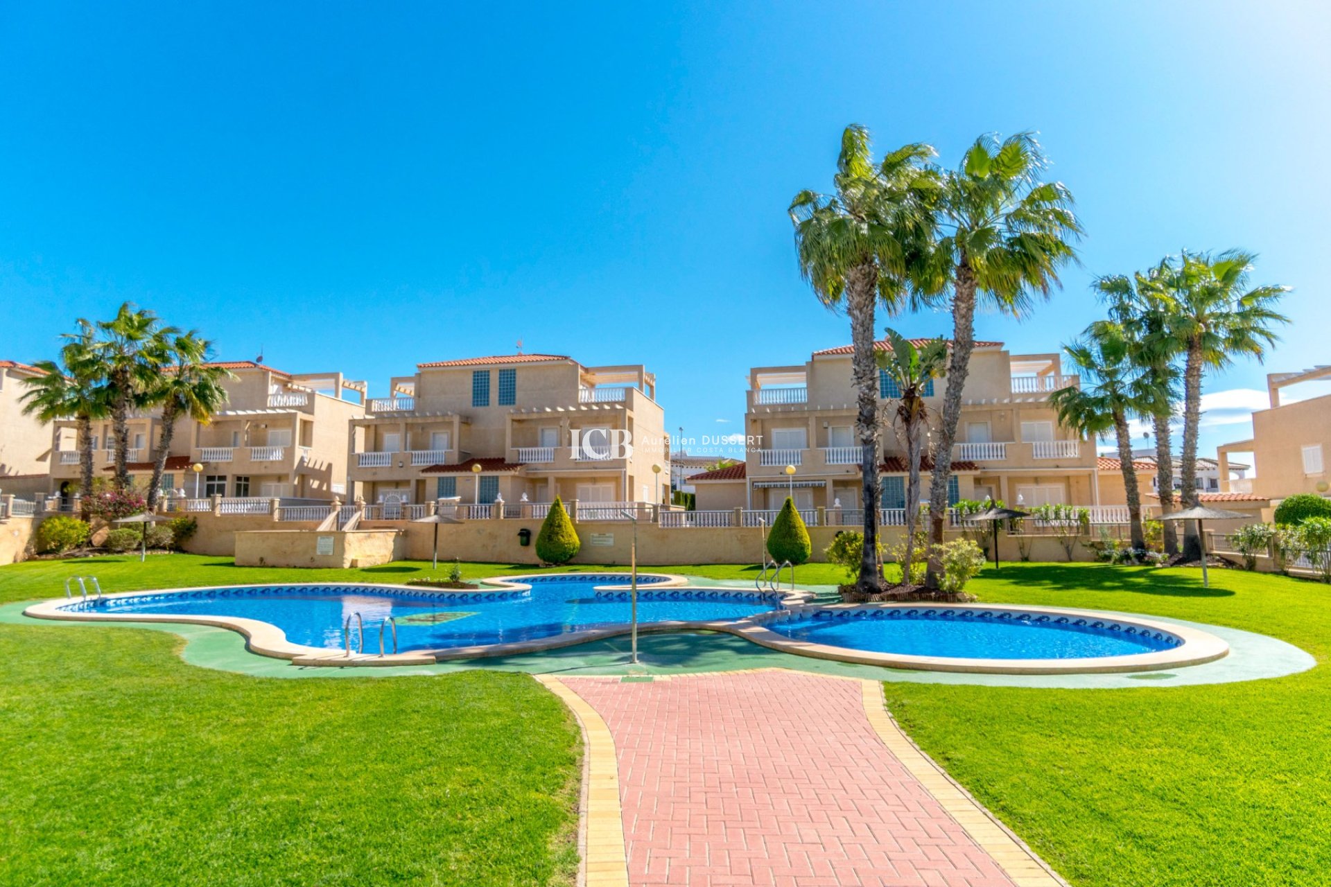 Resale - Townhouse -
Orihuela Costa - La Ciñuelica