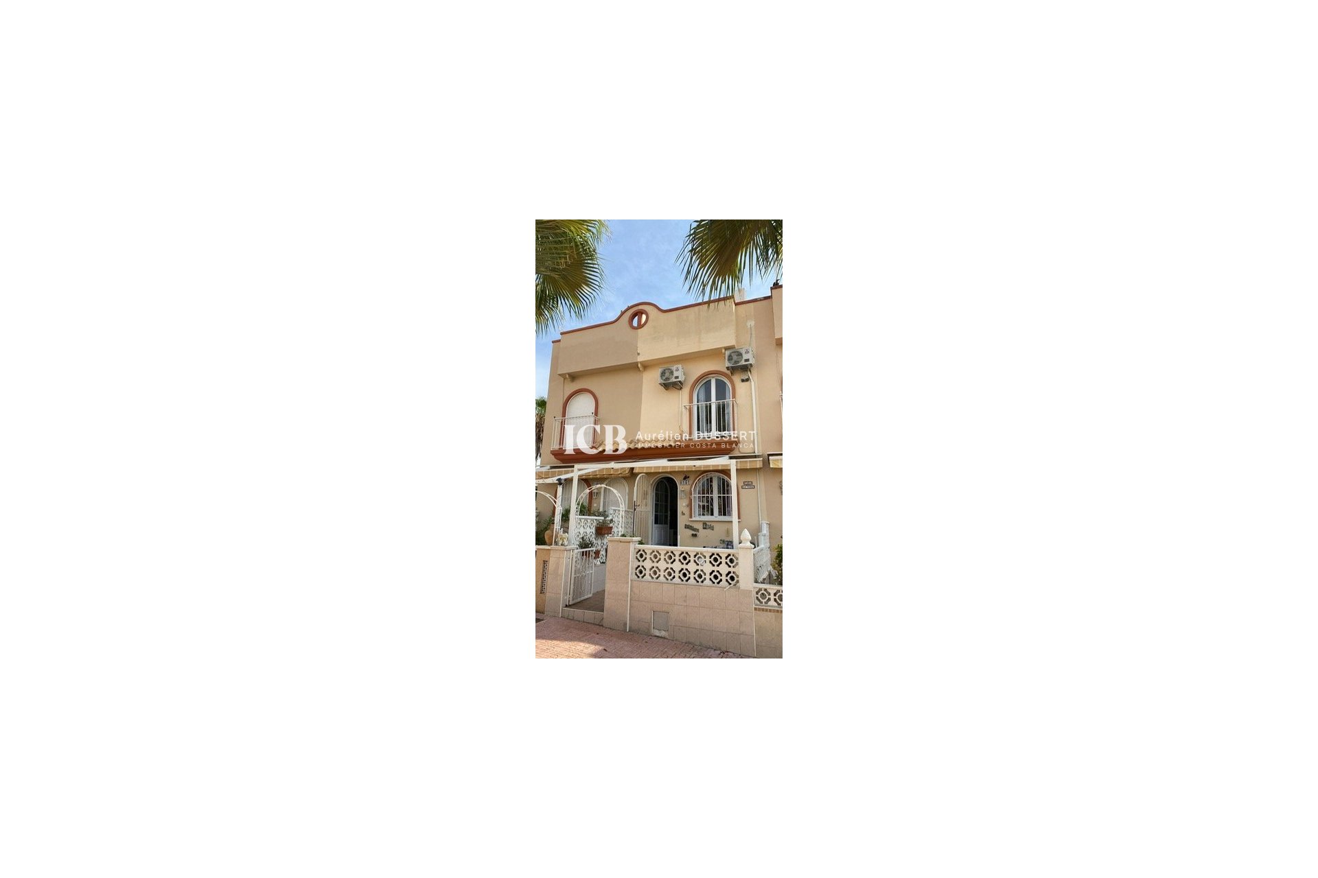 Resale - Townhouse -
Orihuela Costa - La Florida