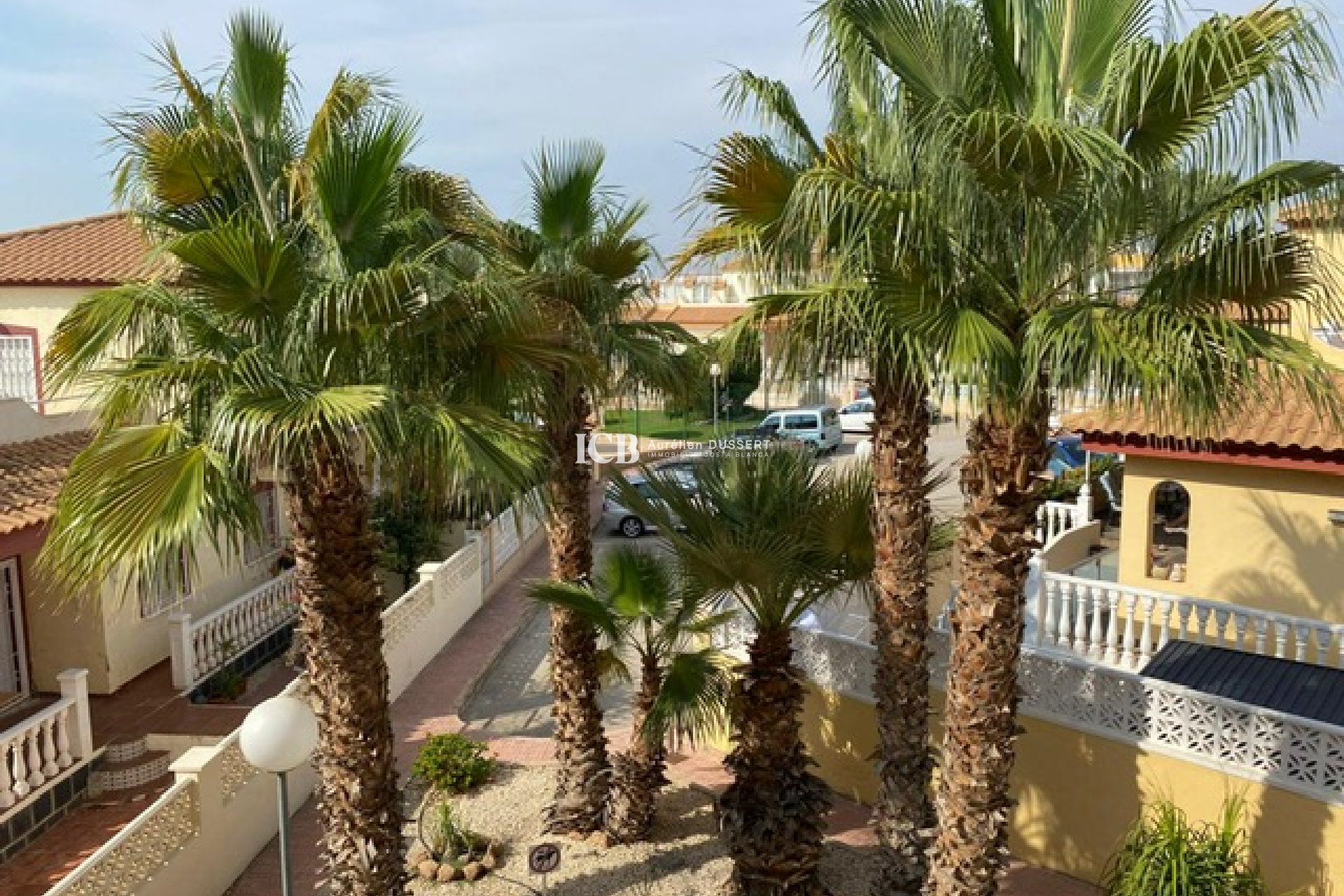 Resale - Townhouse -
Orihuela Costa - La Florida