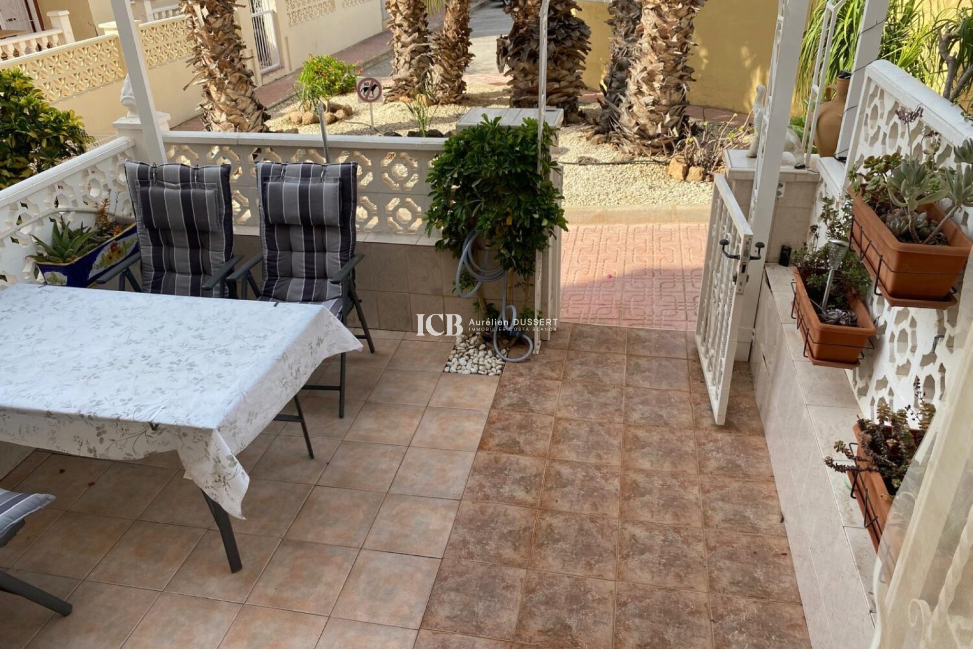 Resale - Townhouse -
Orihuela Costa - La Florida