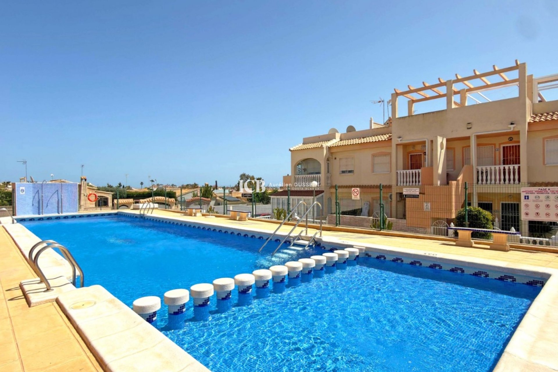 Resale - Townhouse -
Orihuela Costa - La Florida