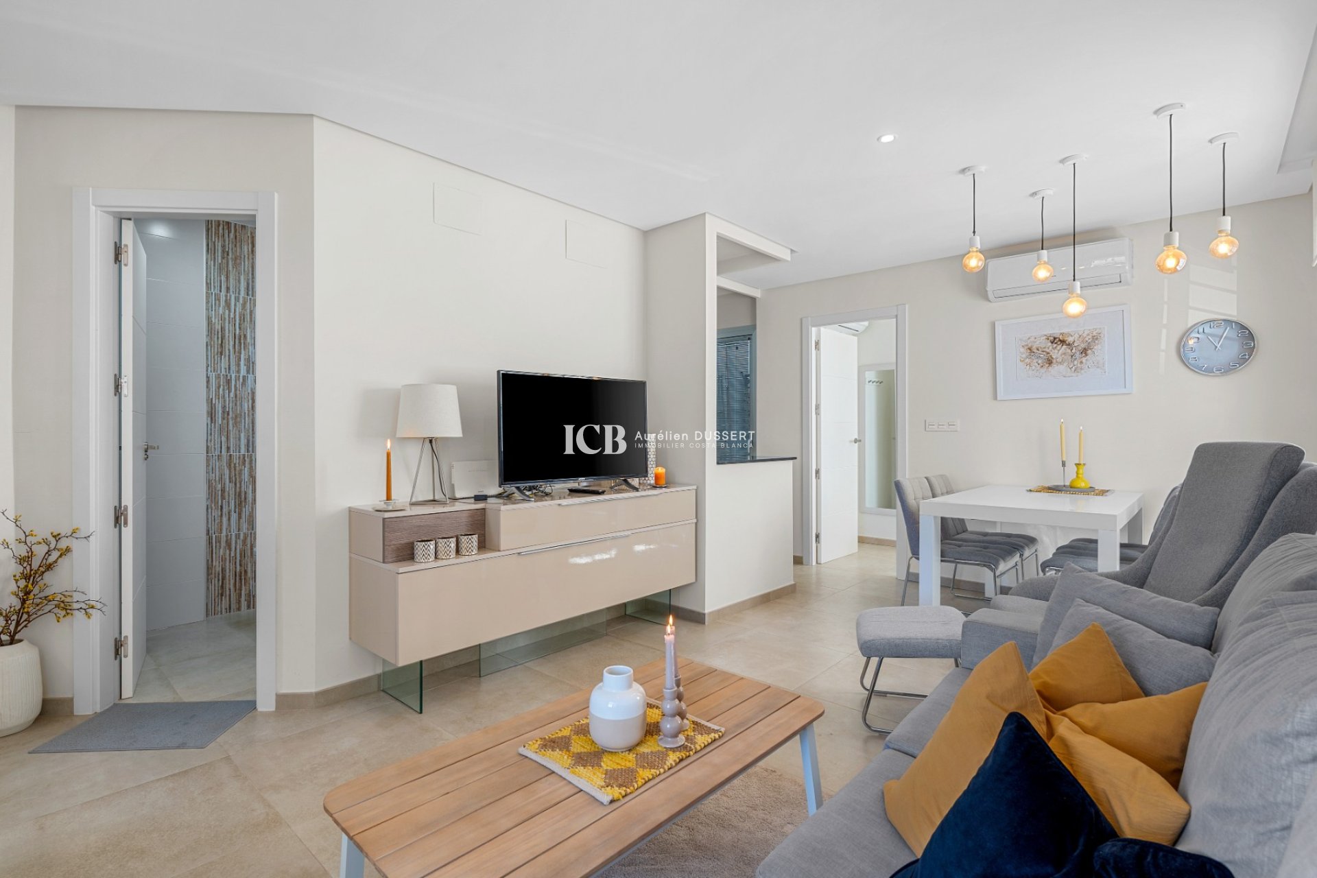 Resale - Townhouse -
Orihuela Costa - La Florida