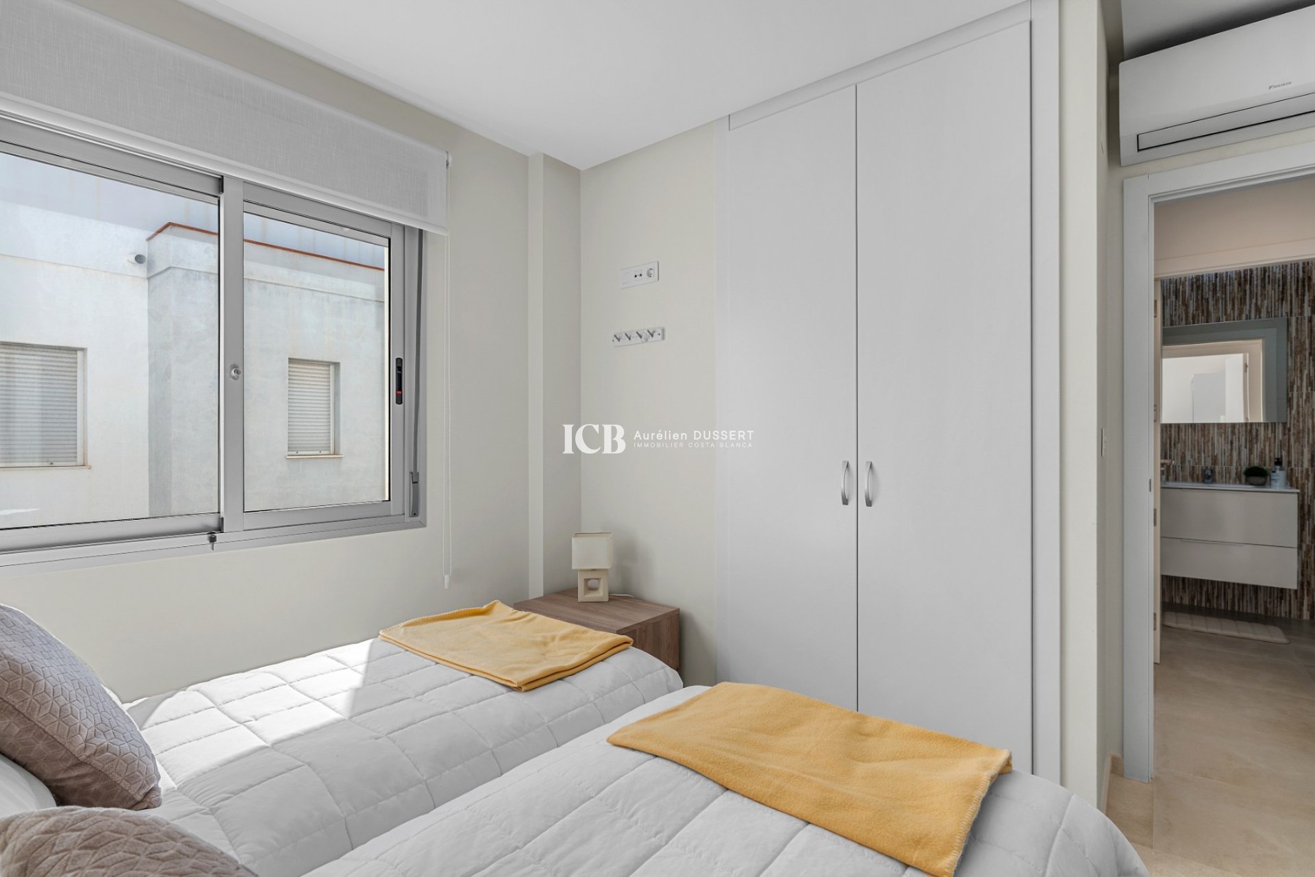 Resale - Townhouse -
Orihuela Costa - La Florida