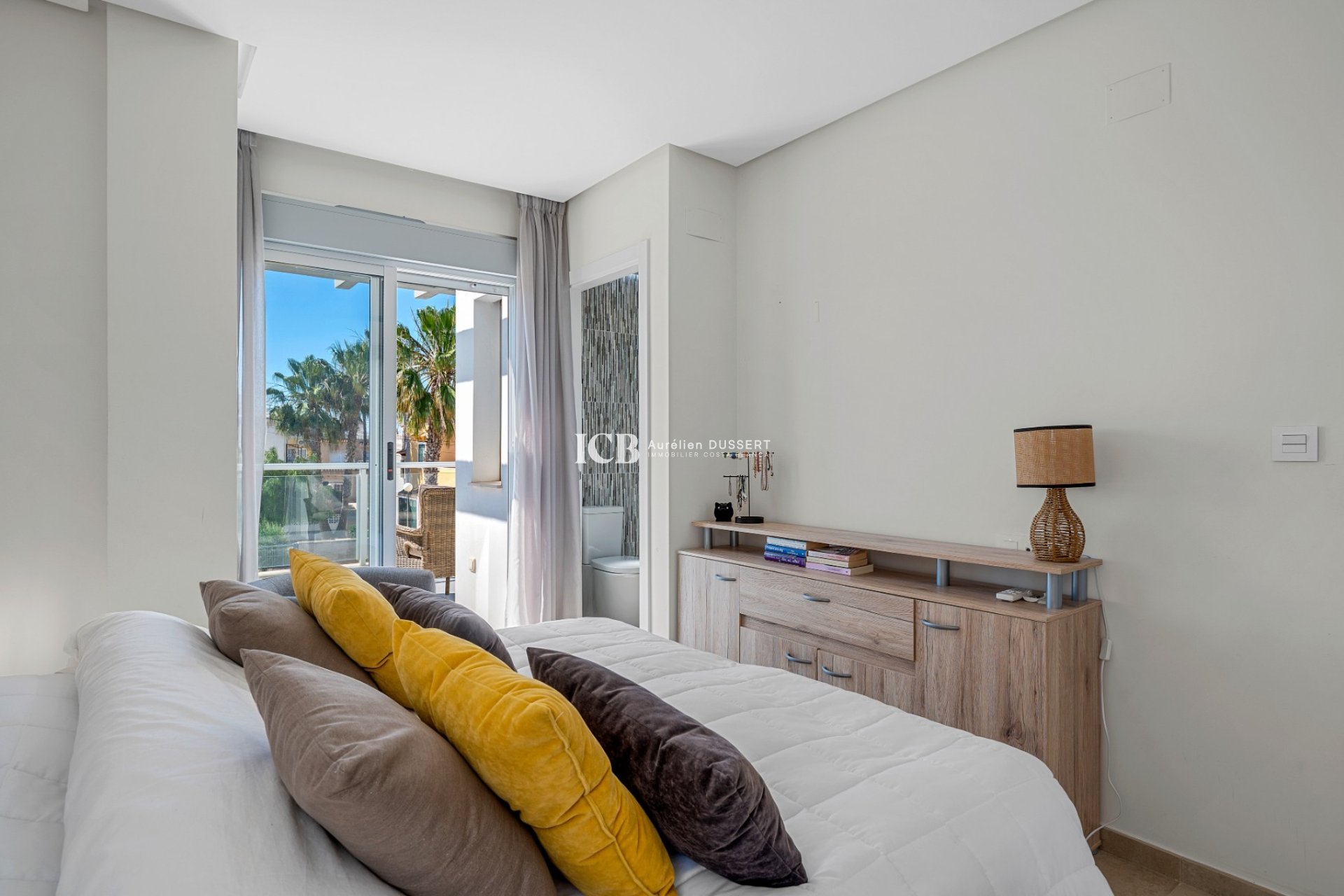 Resale - Townhouse -
Orihuela Costa - La Florida