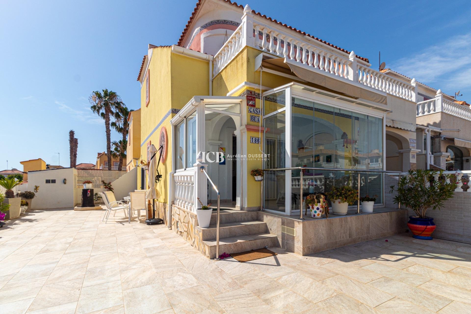 Resale - Townhouse -
Orihuela Costa - La Regia