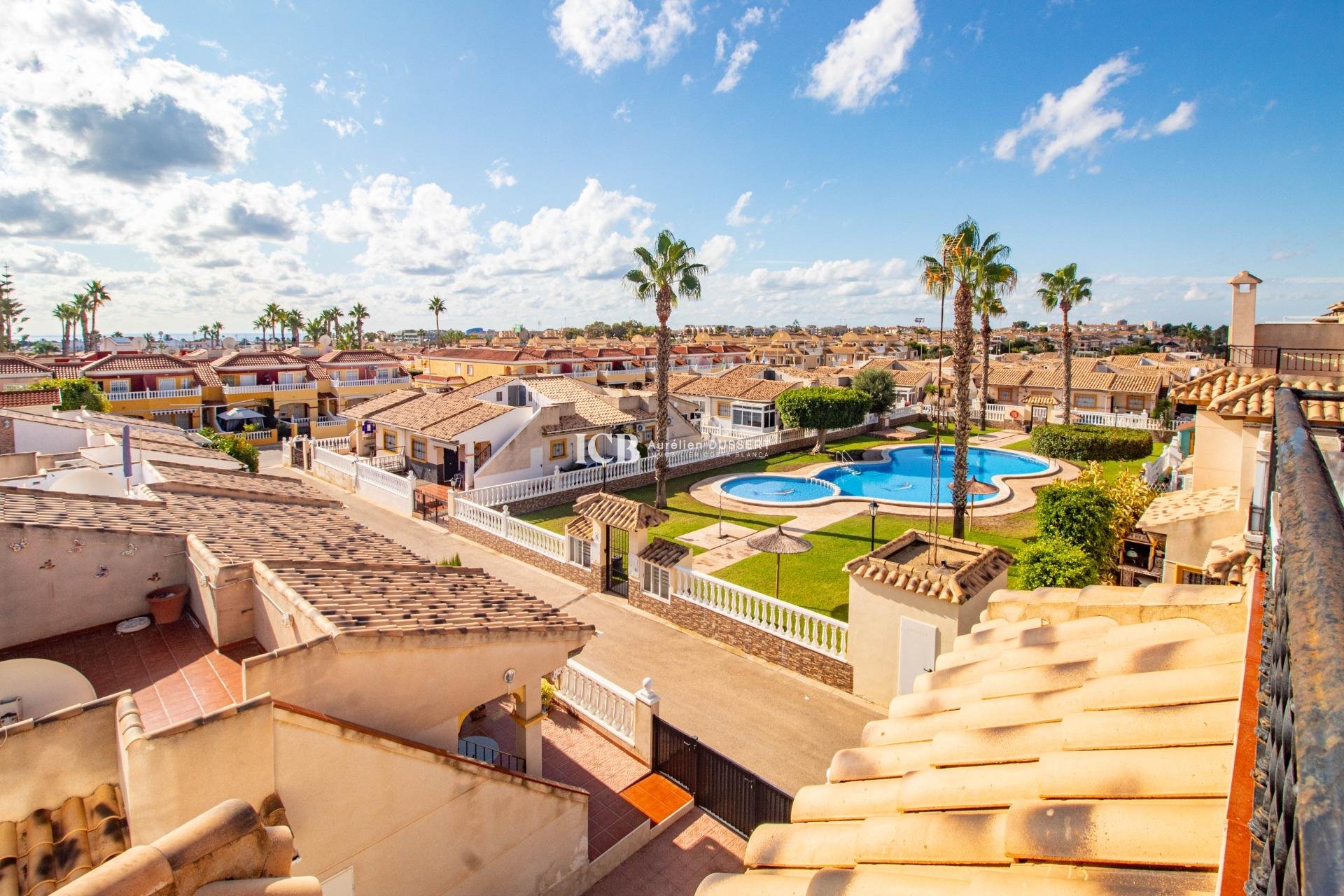 Resale - Townhouse -
Orihuela Costa - La Zenia