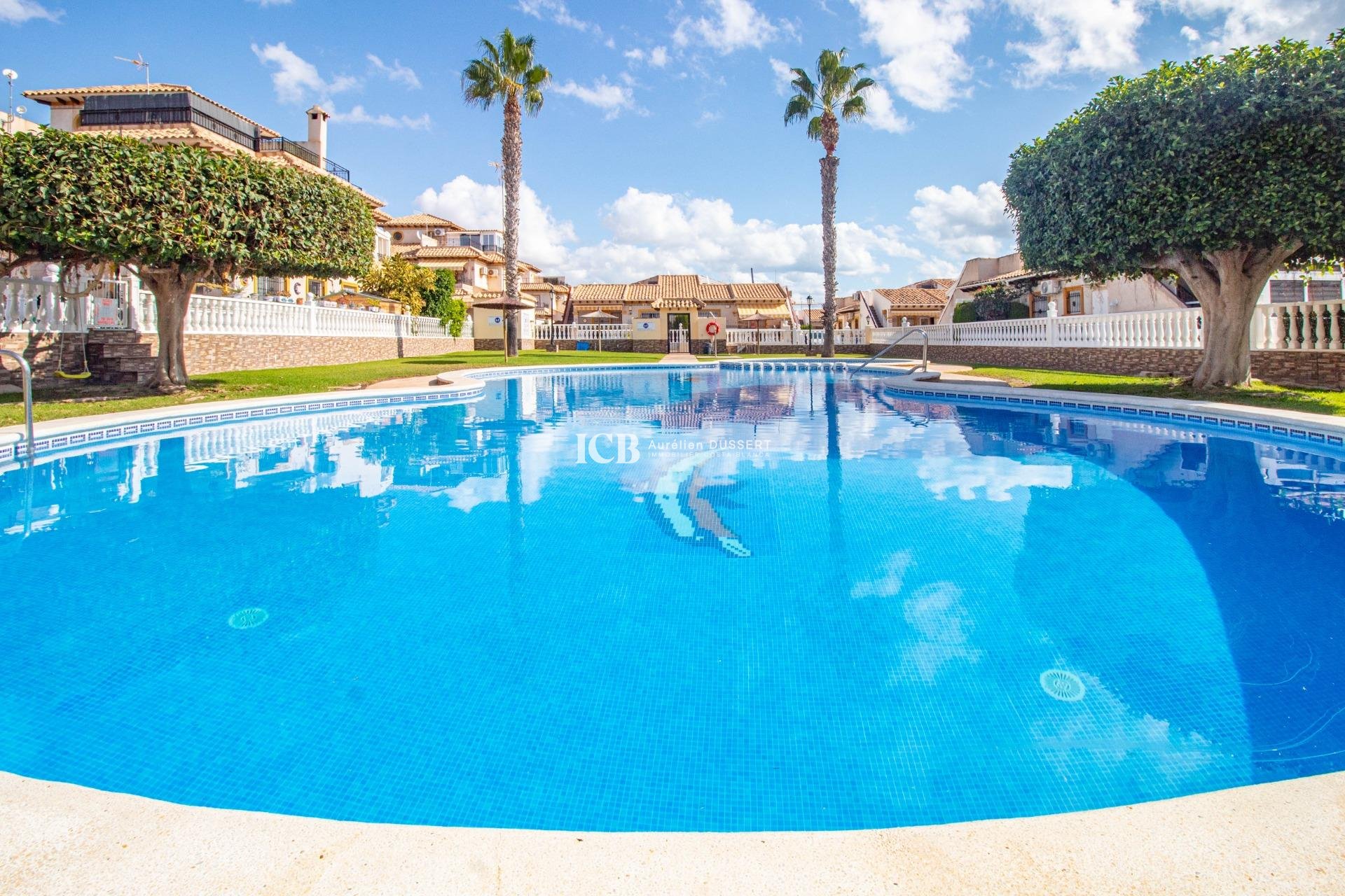 Resale - Townhouse -
Orihuela Costa - La Zenia