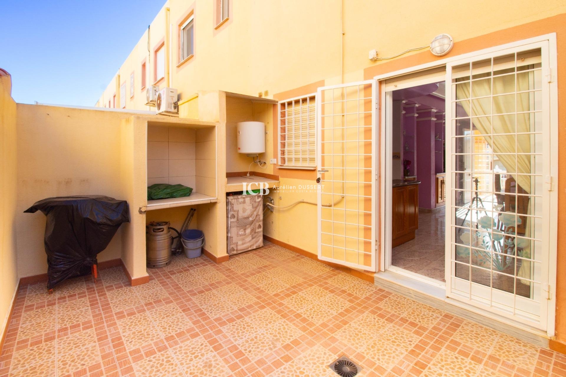 Resale - Townhouse -
Orihuela Costa - La Zenia