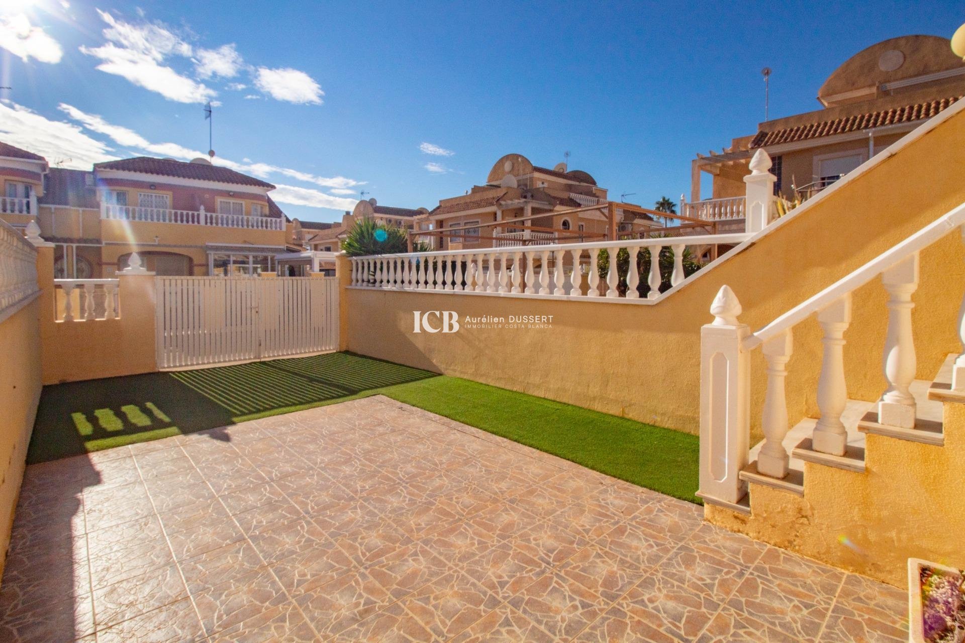 Resale - Townhouse -
Orihuela Costa - La Zenia