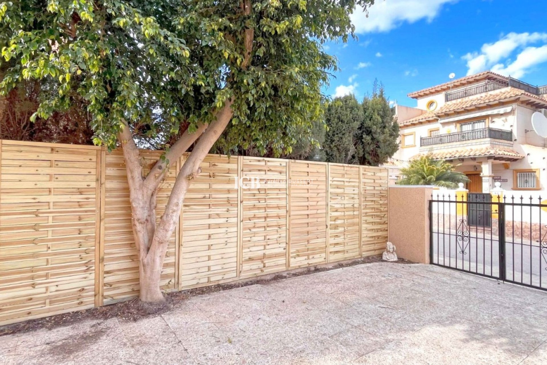 Resale - Townhouse -
Orihuela Costa - La Zenia