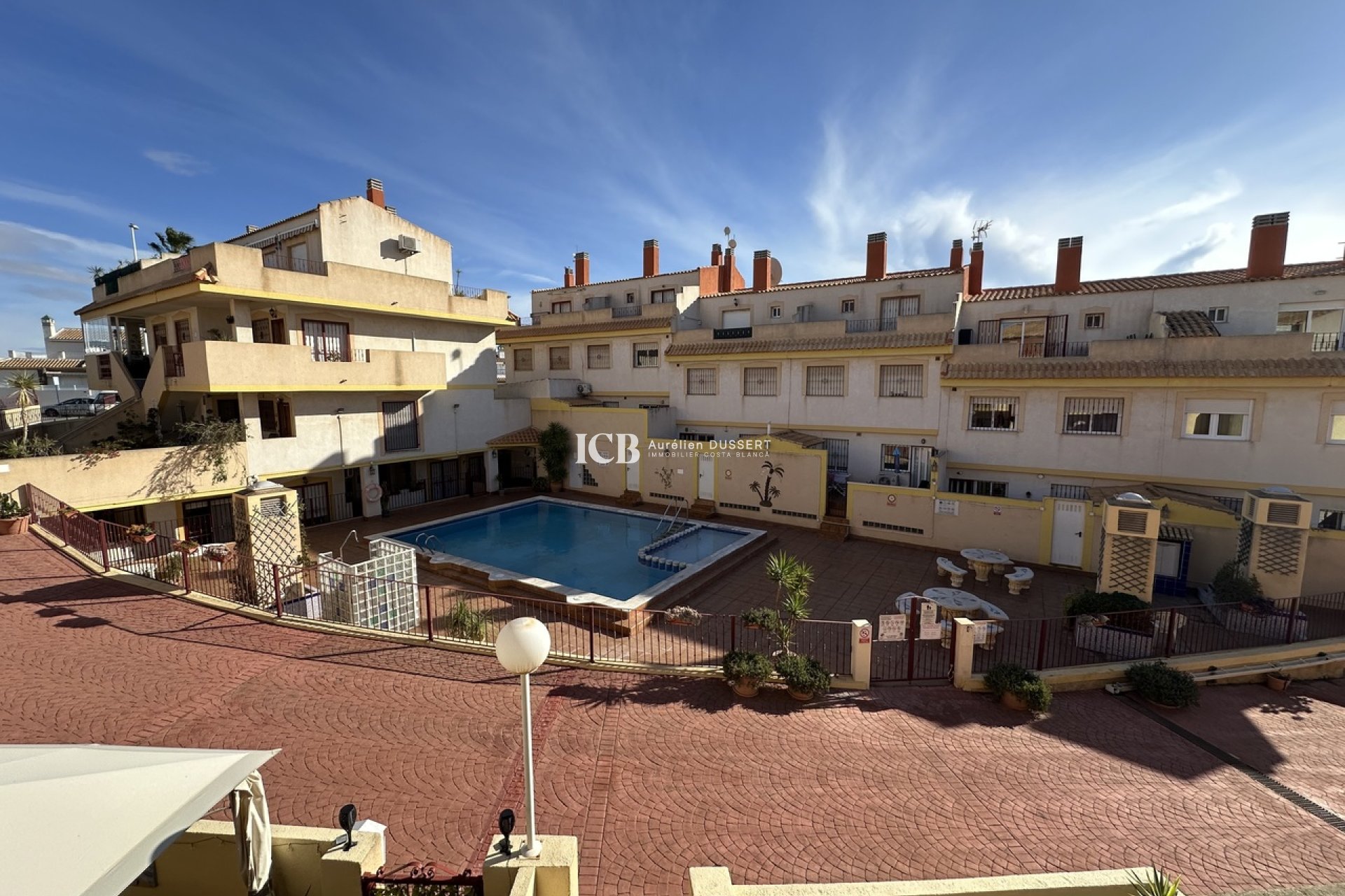 Resale - Townhouse -
Orihuela Costa - La Zenia