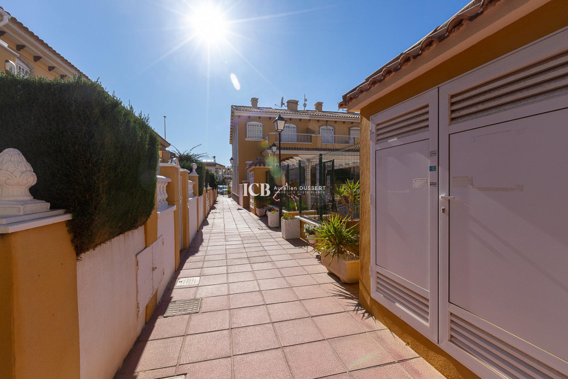 Resale - Townhouse -
Orihuela Costa - La Zenia