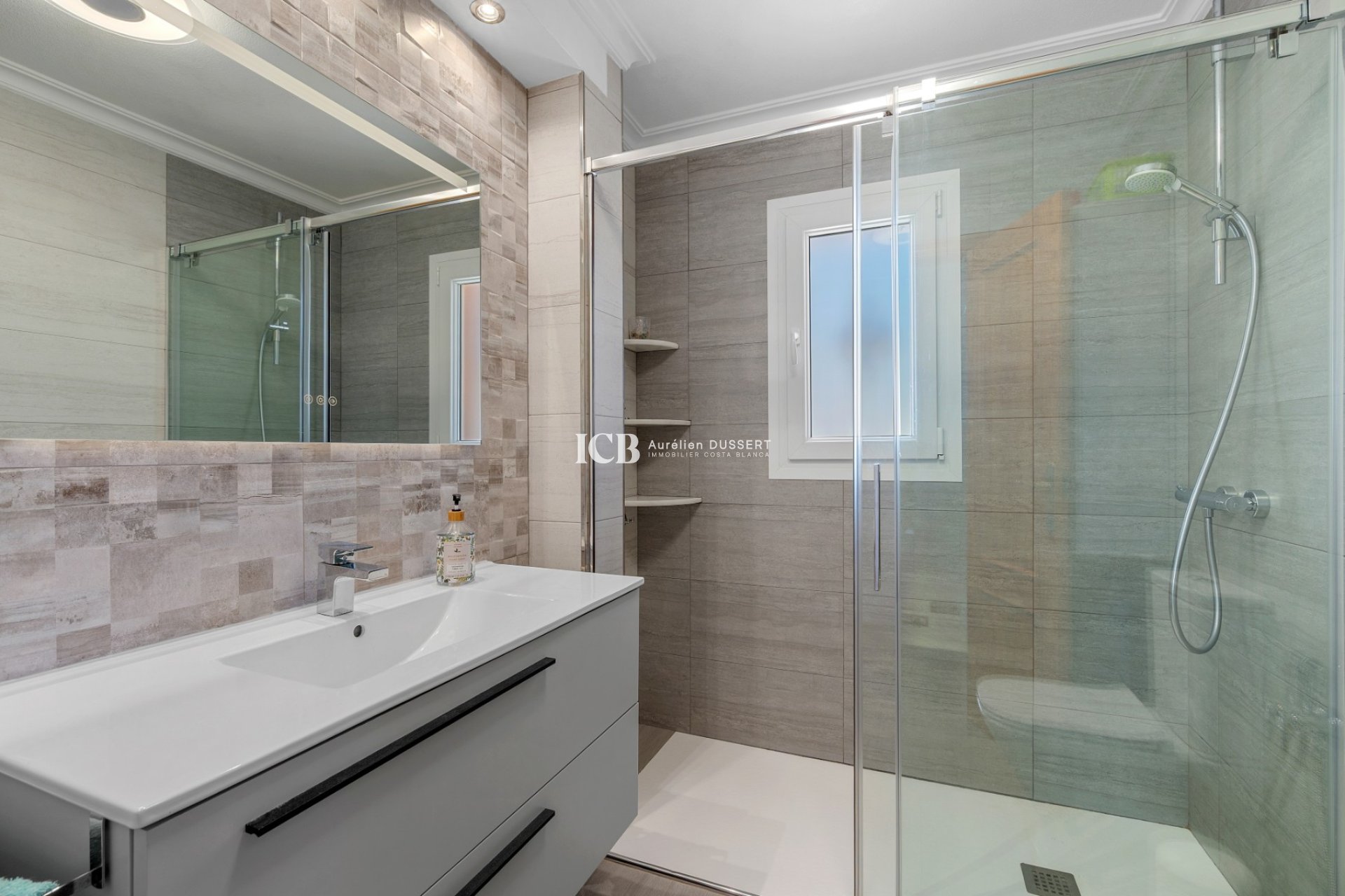 Resale - Townhouse -
Orihuela Costa - La Zenia