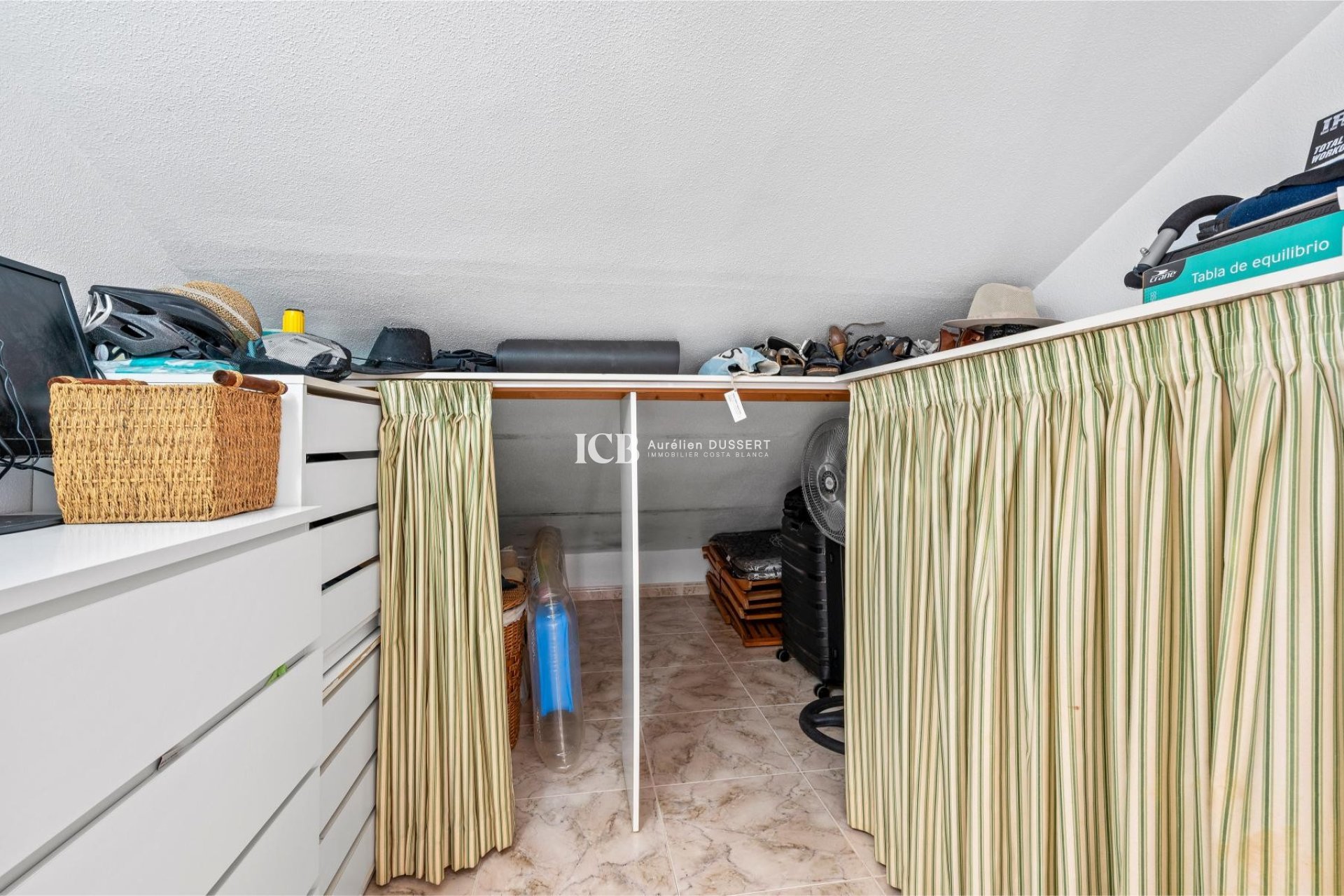 Resale - Townhouse -
Orihuela Costa - La Zenia