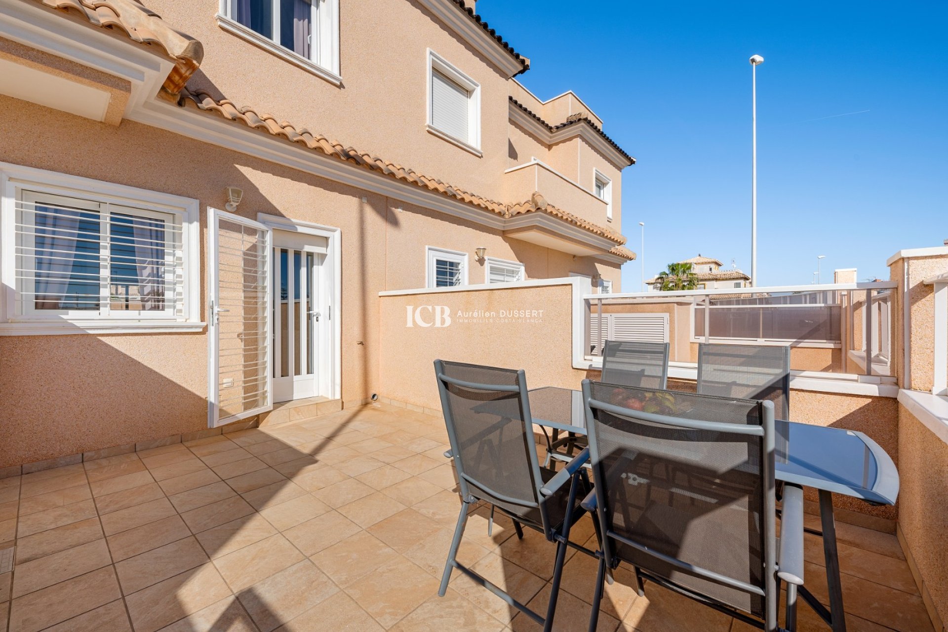 Resale - Townhouse -
Orihuela Costa - Lomas de Cabo Roig