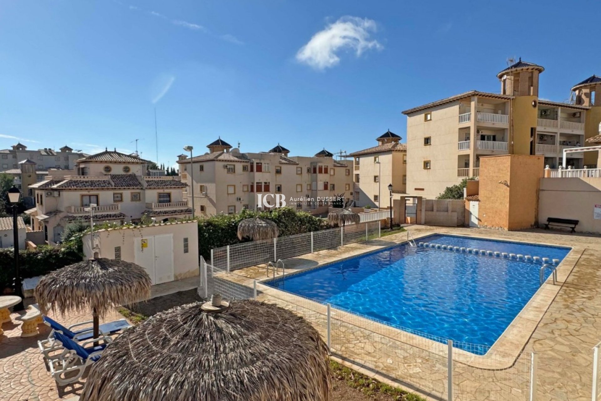 Resale - Townhouse -
Orihuela Costa - Lomas de Cabo Roig