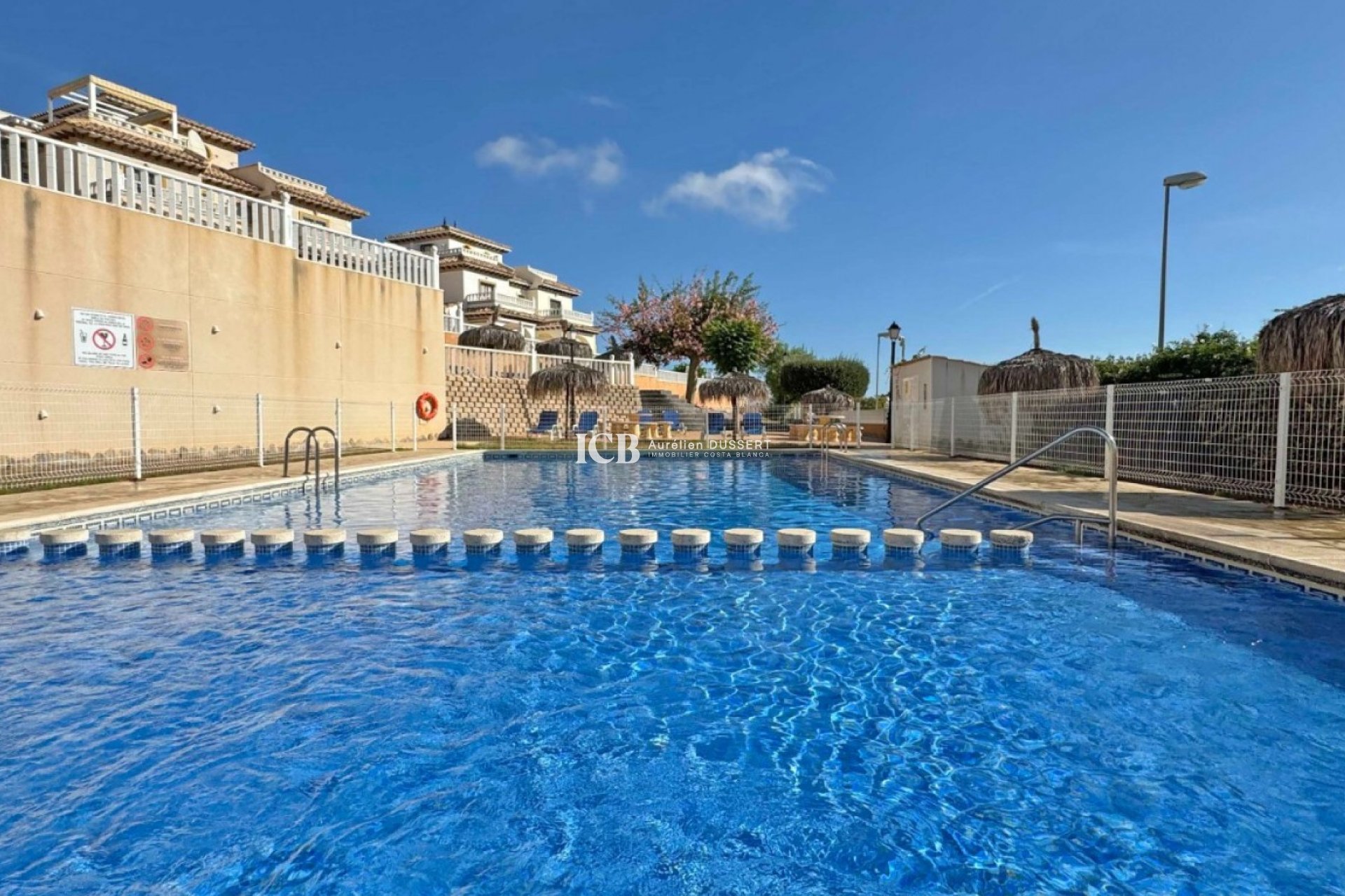 Resale - Townhouse -
Orihuela Costa - Lomas de Cabo Roig