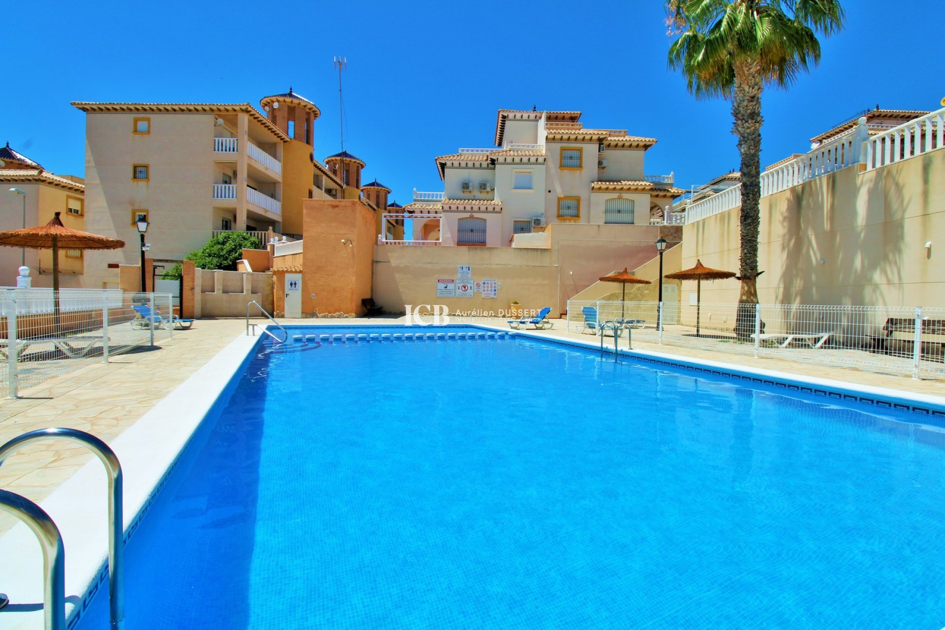Resale - Townhouse -
Orihuela Costa - Lomas de Cabo Roig