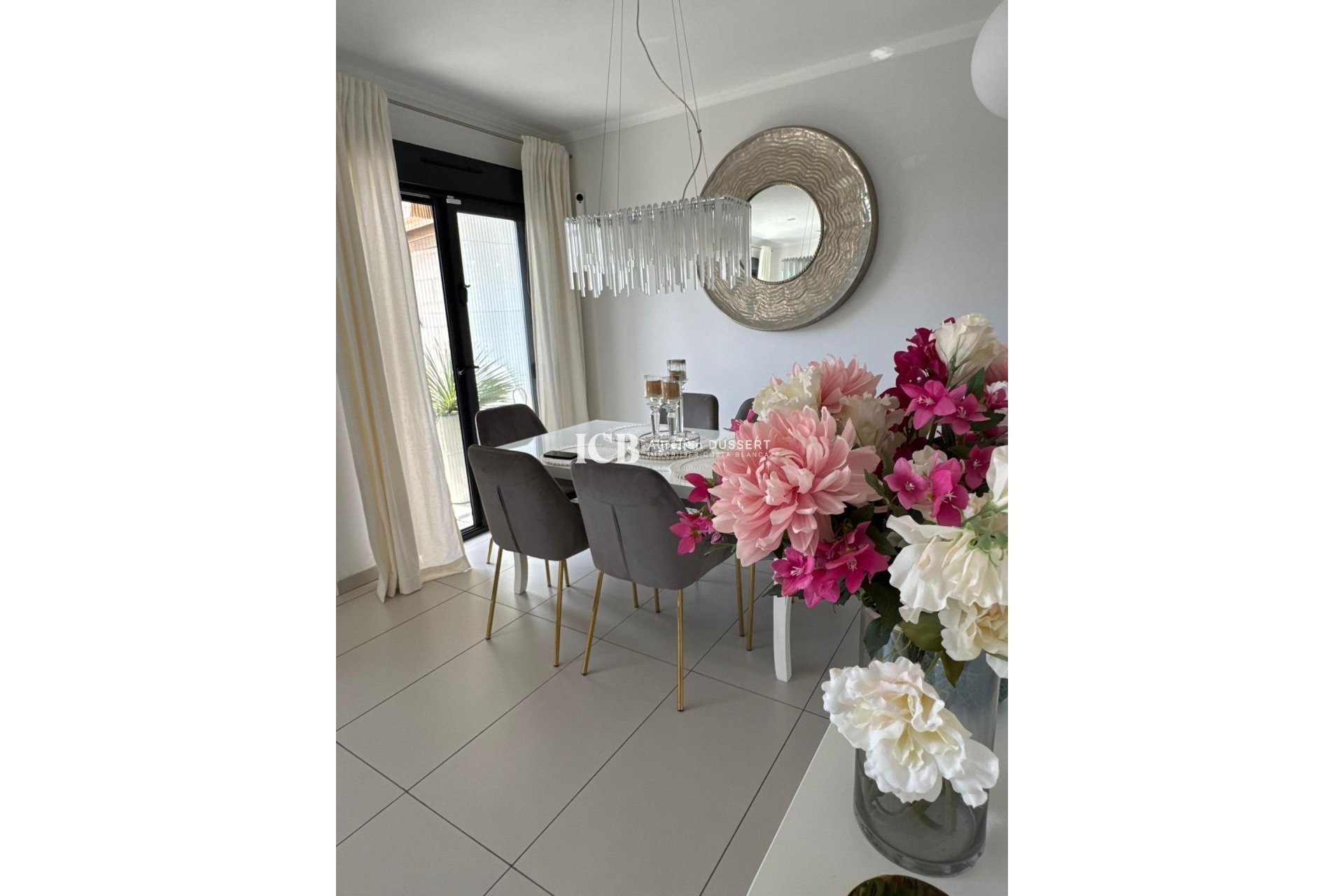 Resale - Townhouse -
Orihuela Costa - Lomas de Cabo Roig