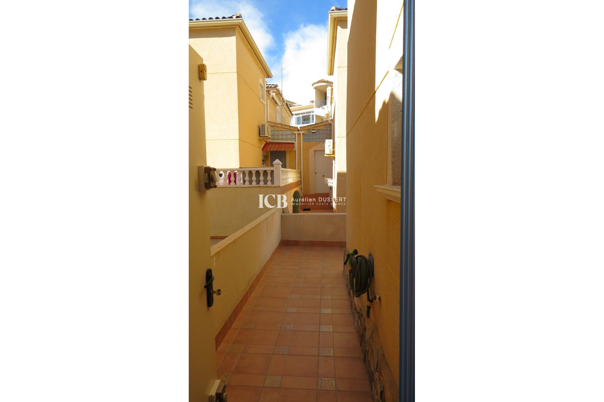 Resale - Townhouse -
Orihuela Costa - Los Balcones - Los Altos del Edén