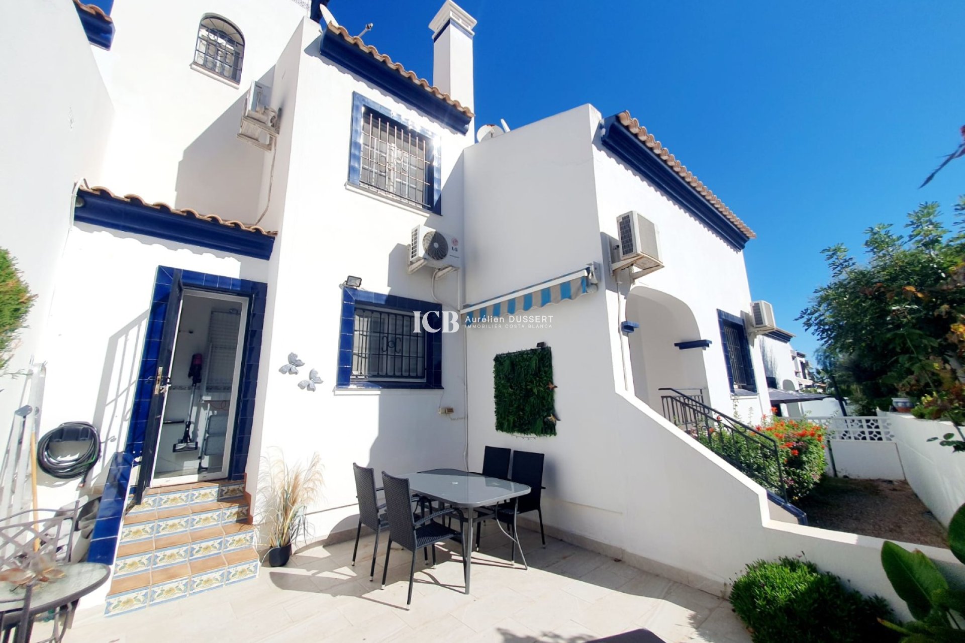 Resale - Townhouse -
Orihuela Costa - Los Dolses