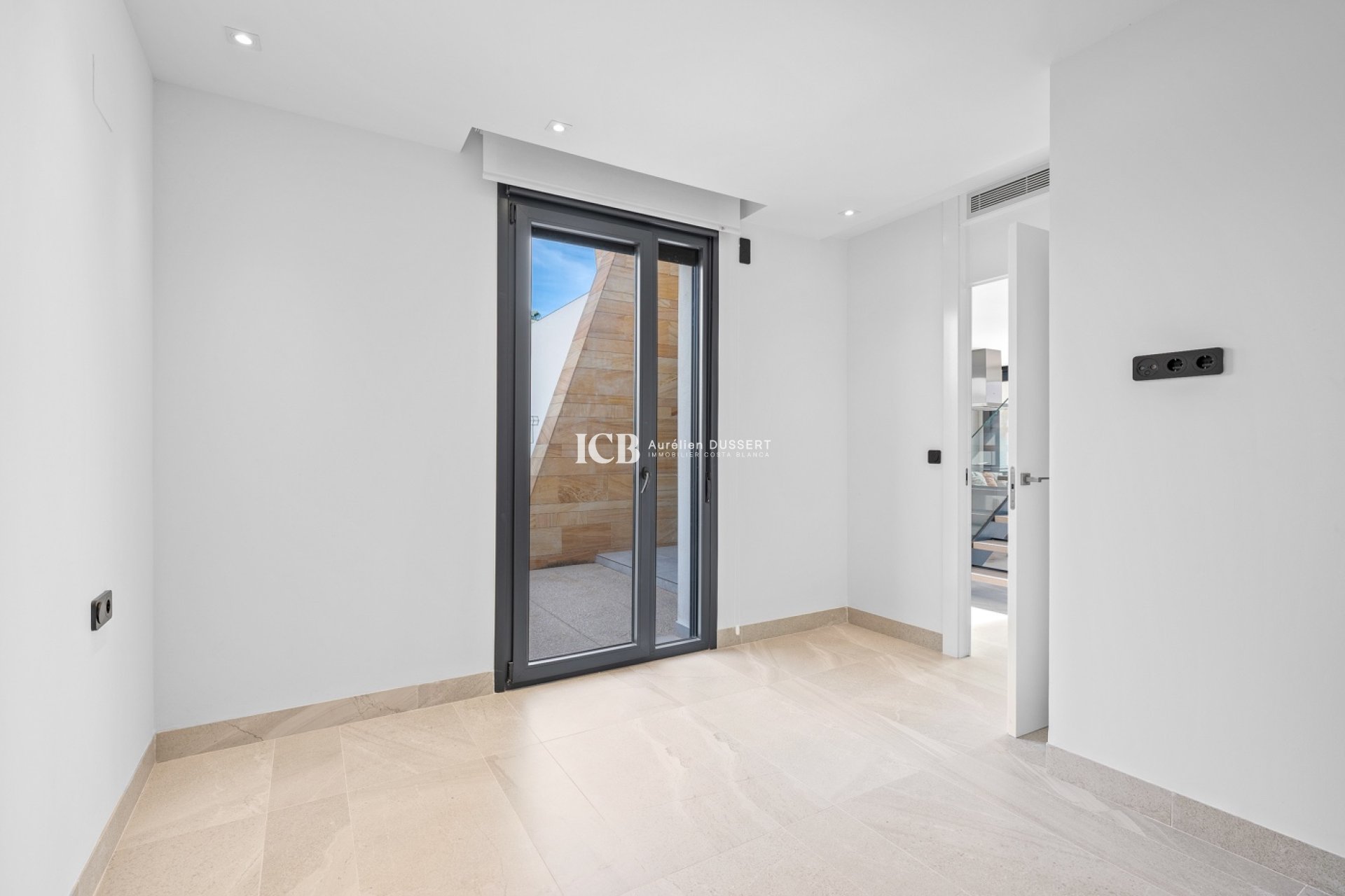 Resale - Townhouse -
Orihuela Costa - Los Dolses