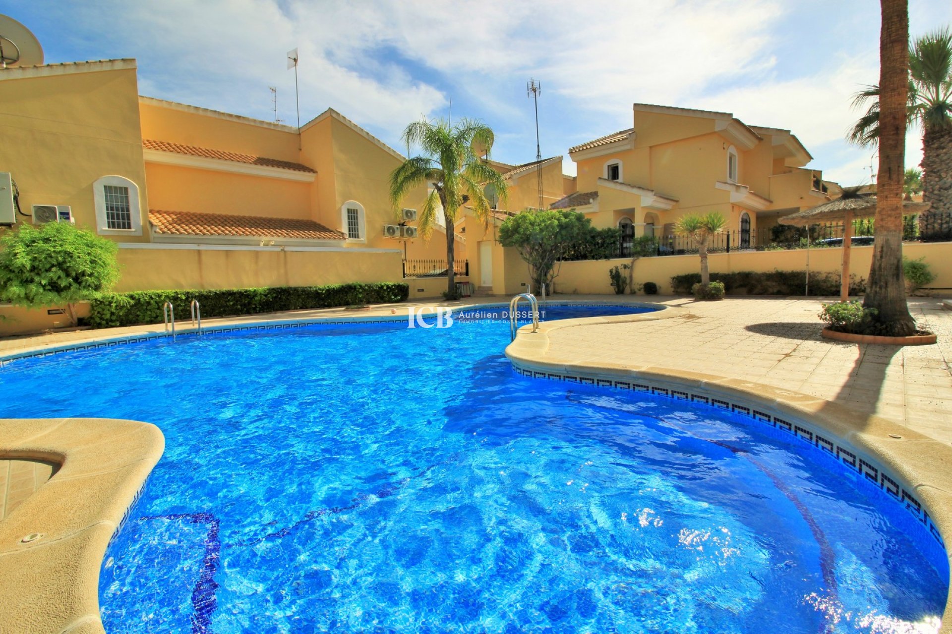 Resale - Townhouse -
Orihuela Costa - Los Dolses