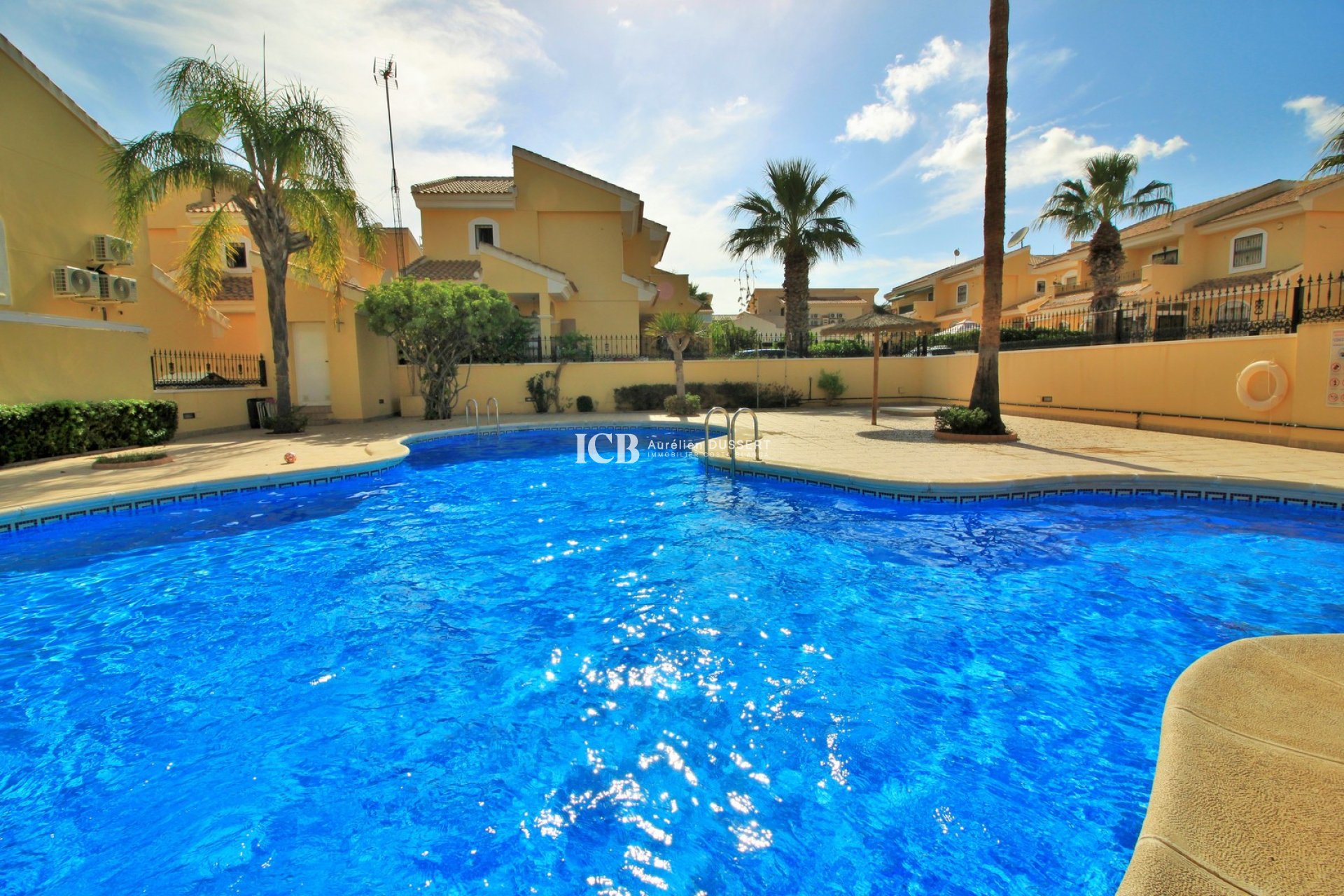 Resale - Townhouse -
Orihuela Costa - Los Dolses