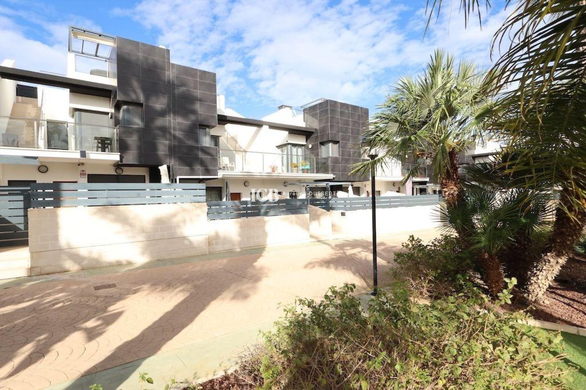 Resale - Townhouse -
Orihuela Costa - Los Dolses