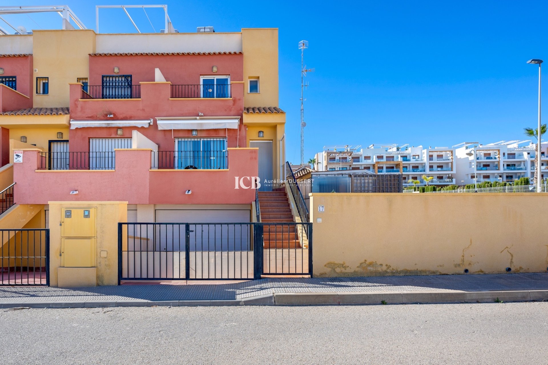 Resale - Townhouse -
Orihuela Costa - Los Dolses