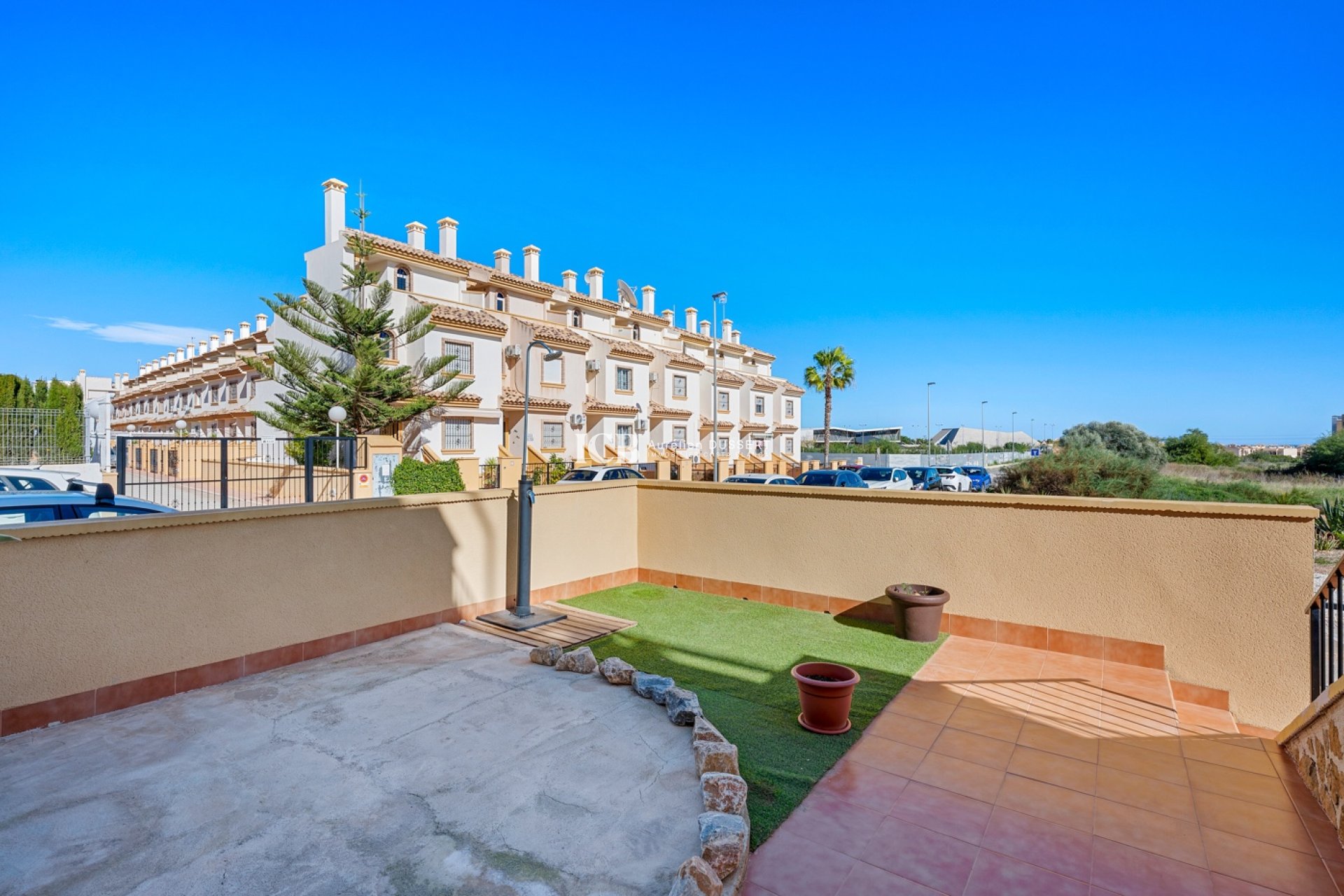 Resale - Townhouse -
Orihuela Costa - Los Dolses