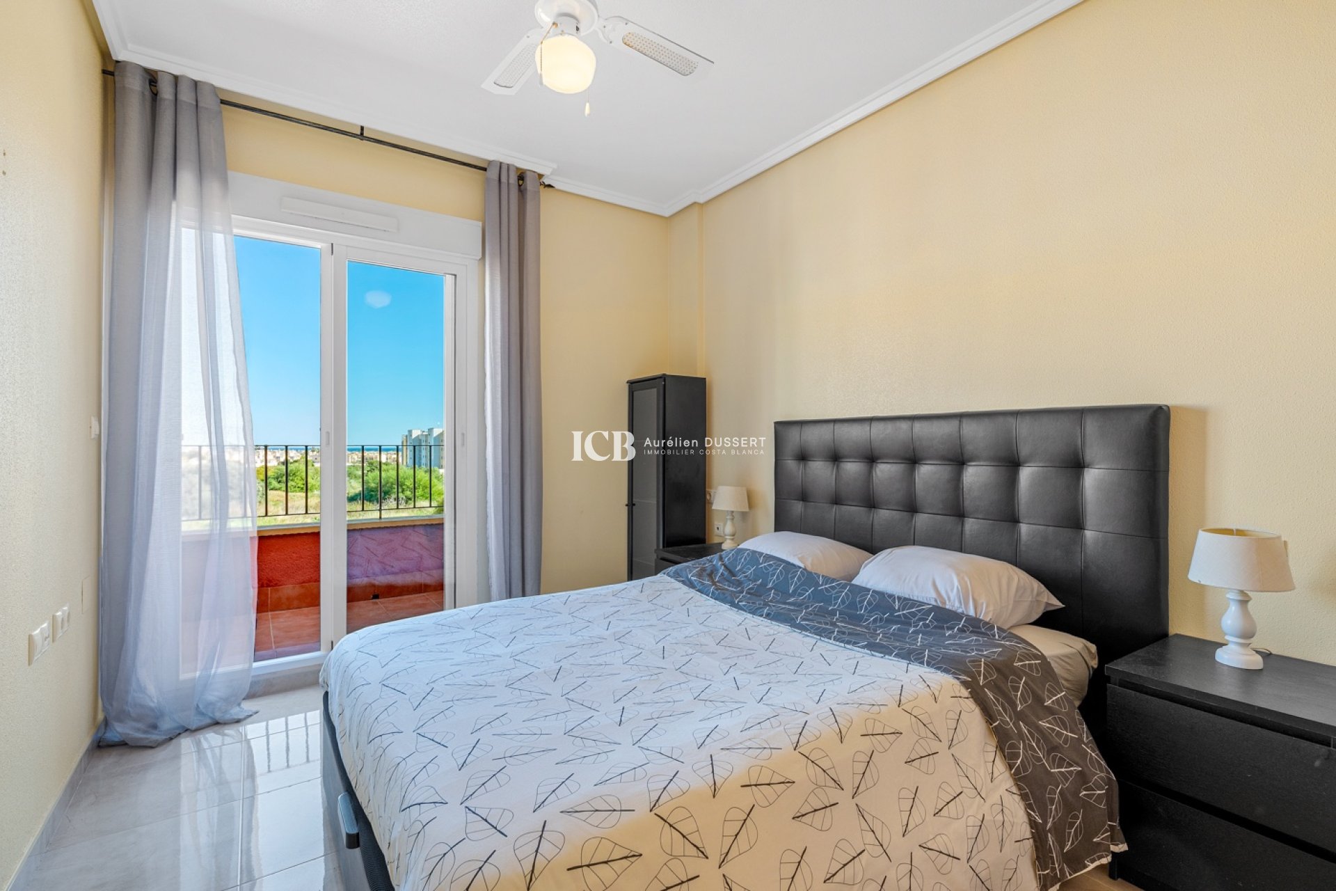 Resale - Townhouse -
Orihuela Costa - Los Dolses