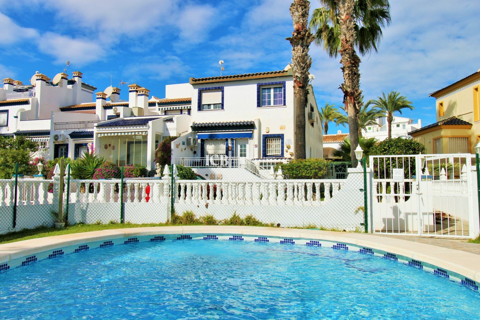 Resale - Townhouse -
Orihuela Costa - Los Dolses