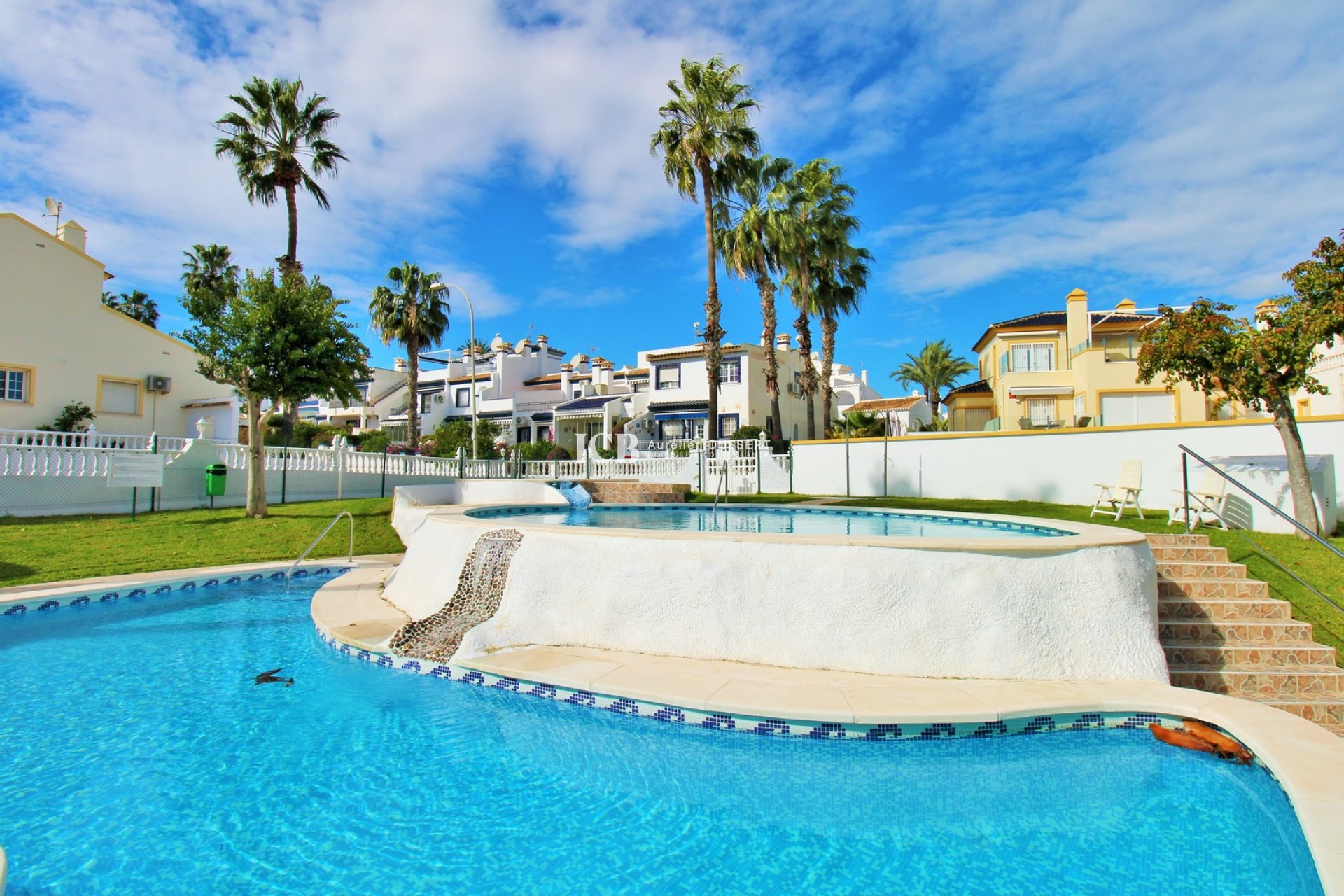 Resale - Townhouse -
Orihuela Costa - Los Dolses