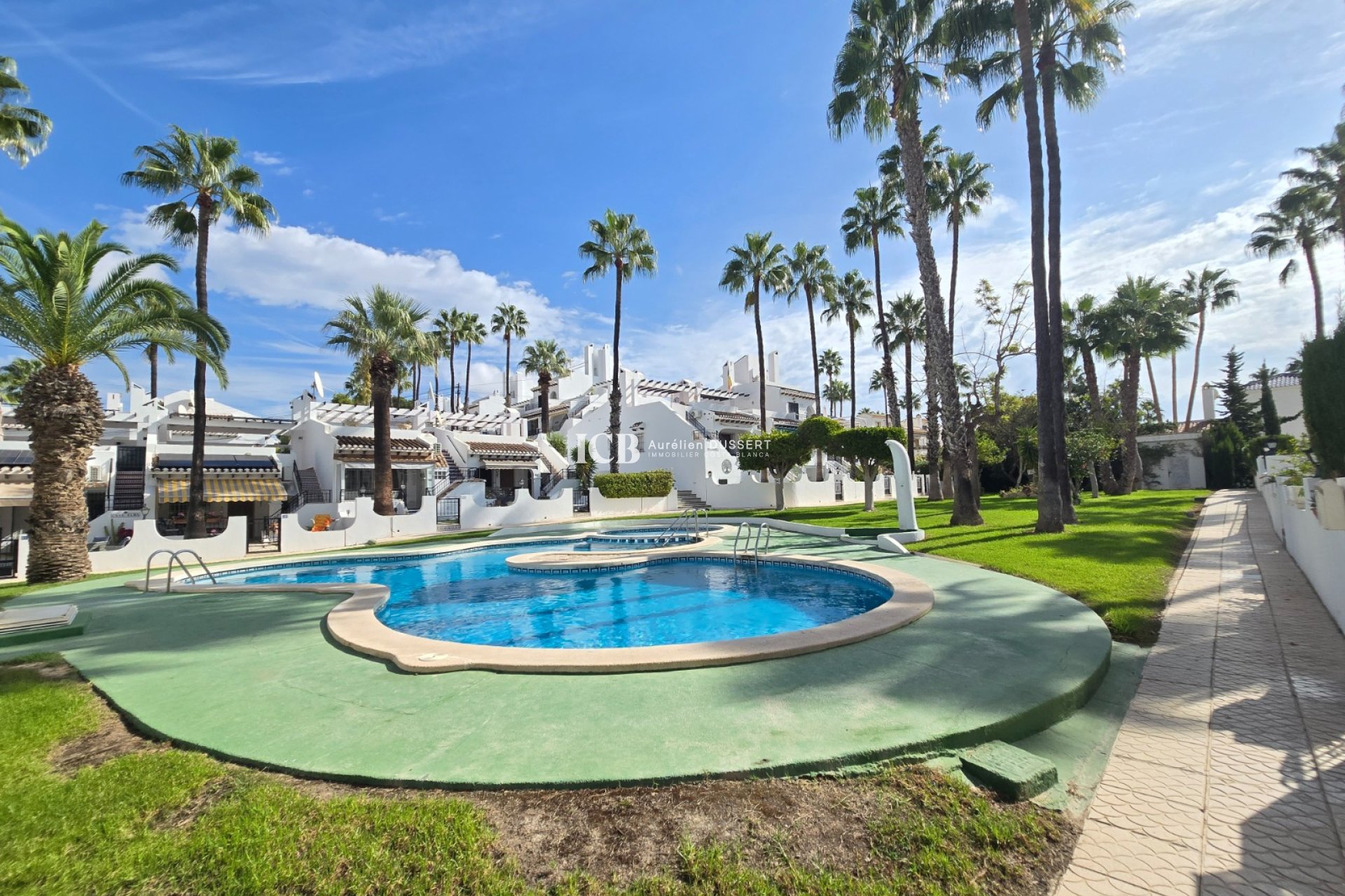 Resale - Townhouse -
Orihuela Costa - Los Dolses