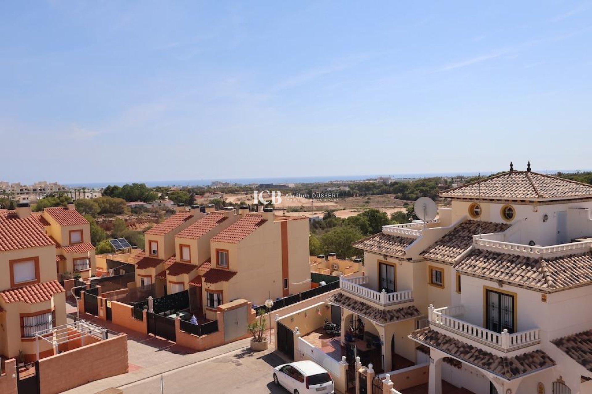 Resale - Townhouse -
Orihuela Costa - Montezenia