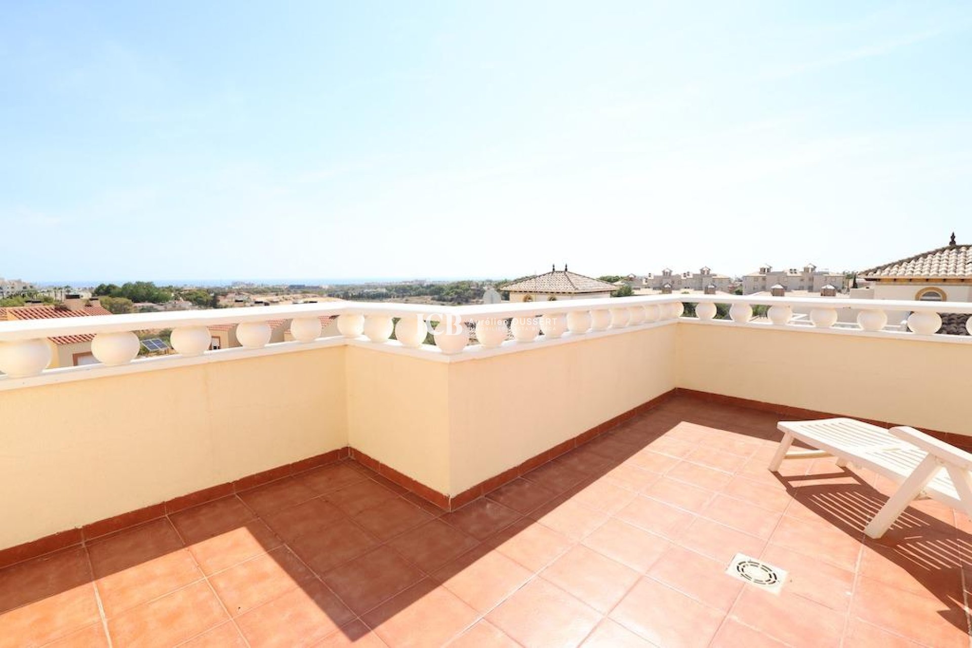 Resale - Townhouse -
Orihuela Costa - Montezenia