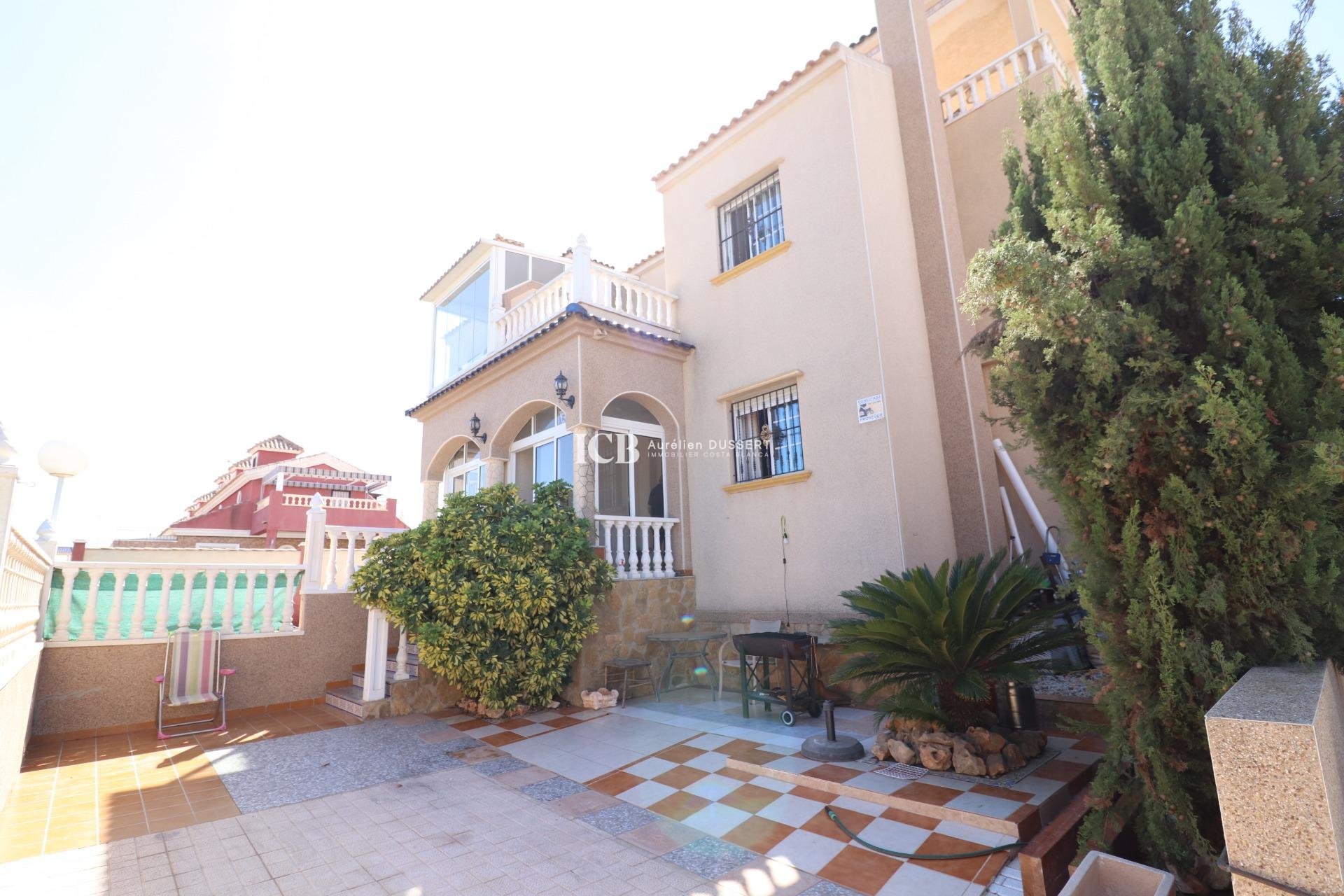 Resale - Townhouse -
Orihuela Costa - PAU 26