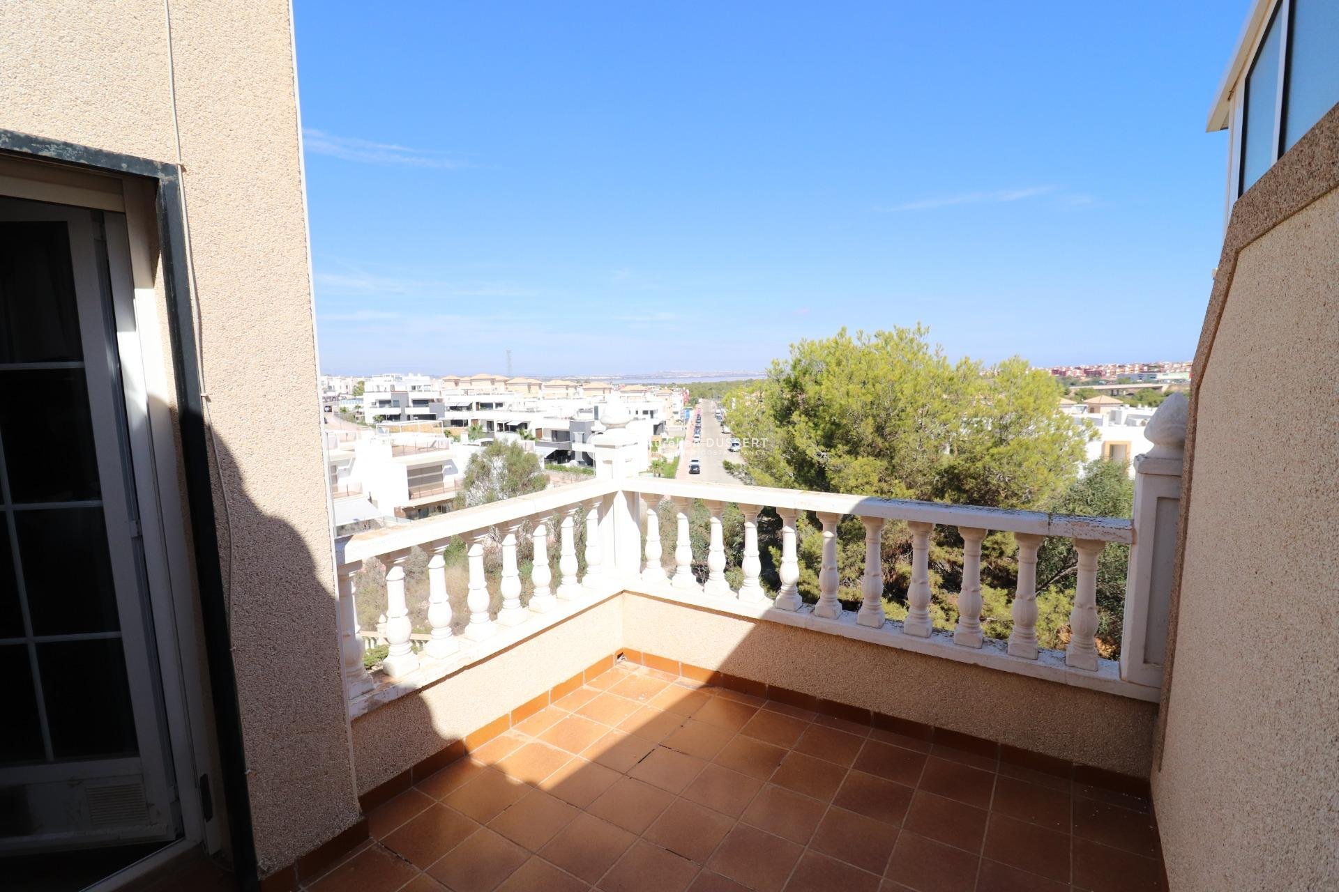 Resale - Townhouse -
Orihuela Costa - PAU 26