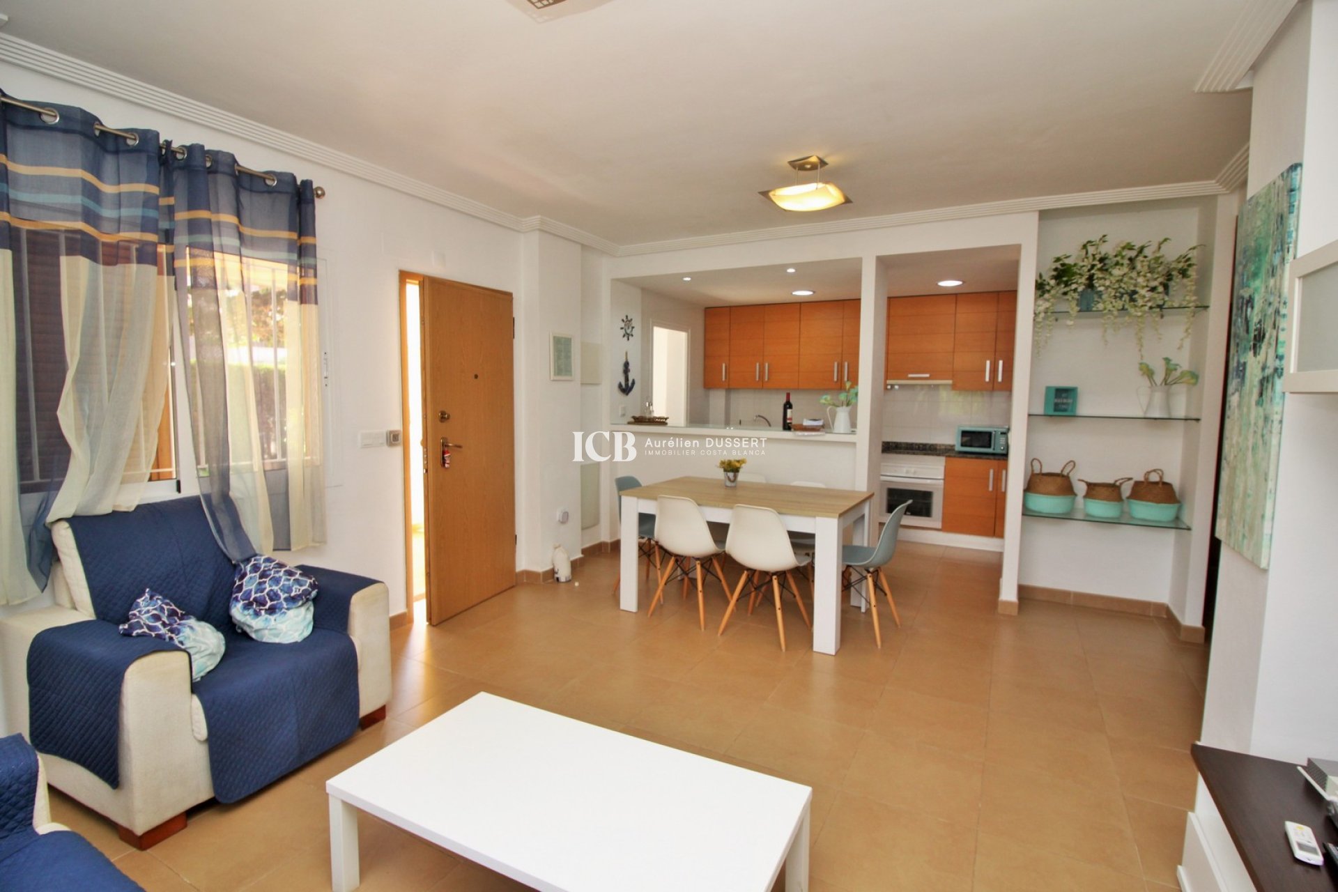 Resale - Townhouse -
Orihuela Costa - Playa Flamenca