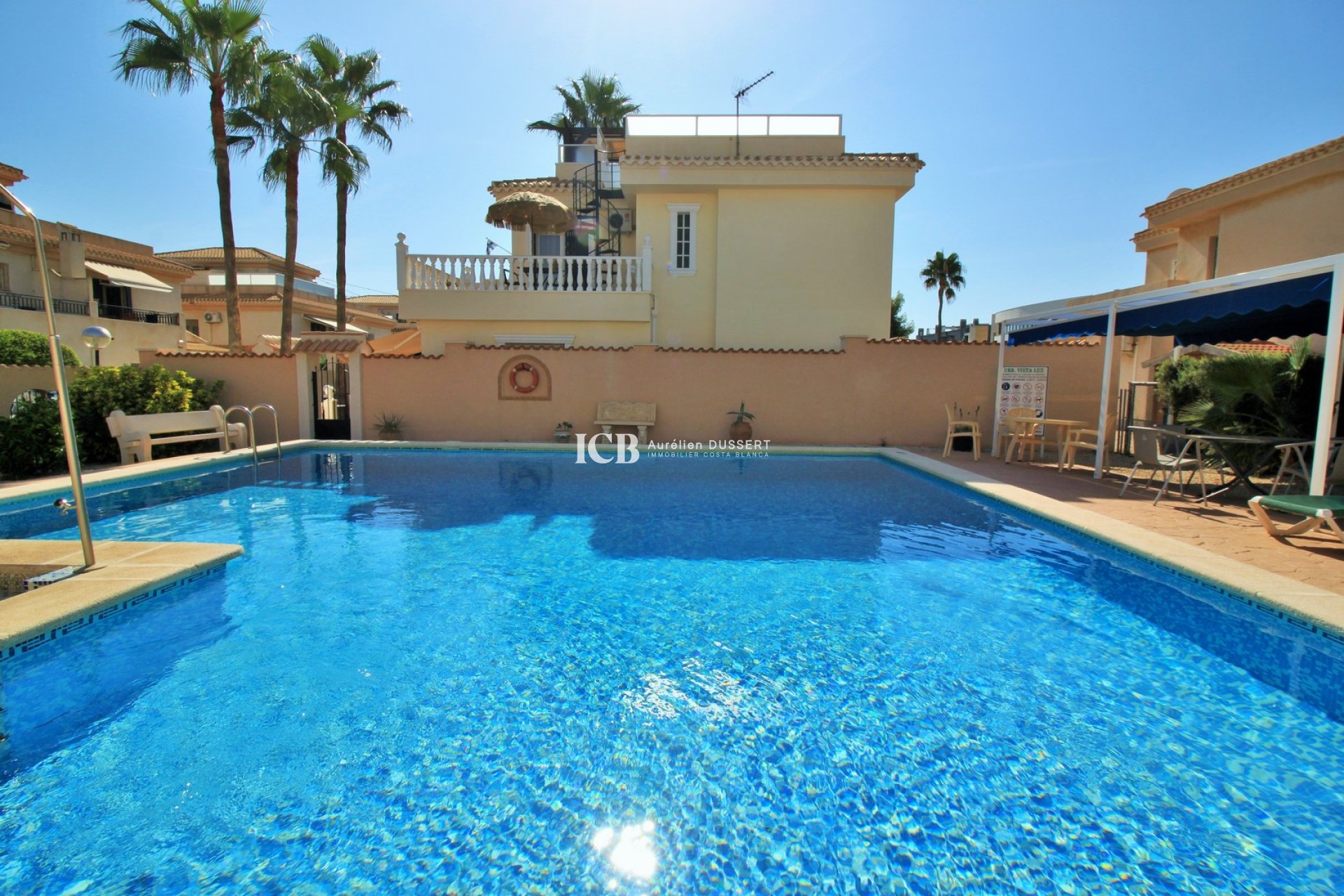 Resale - Townhouse -
Orihuela Costa - Playa Flamenca