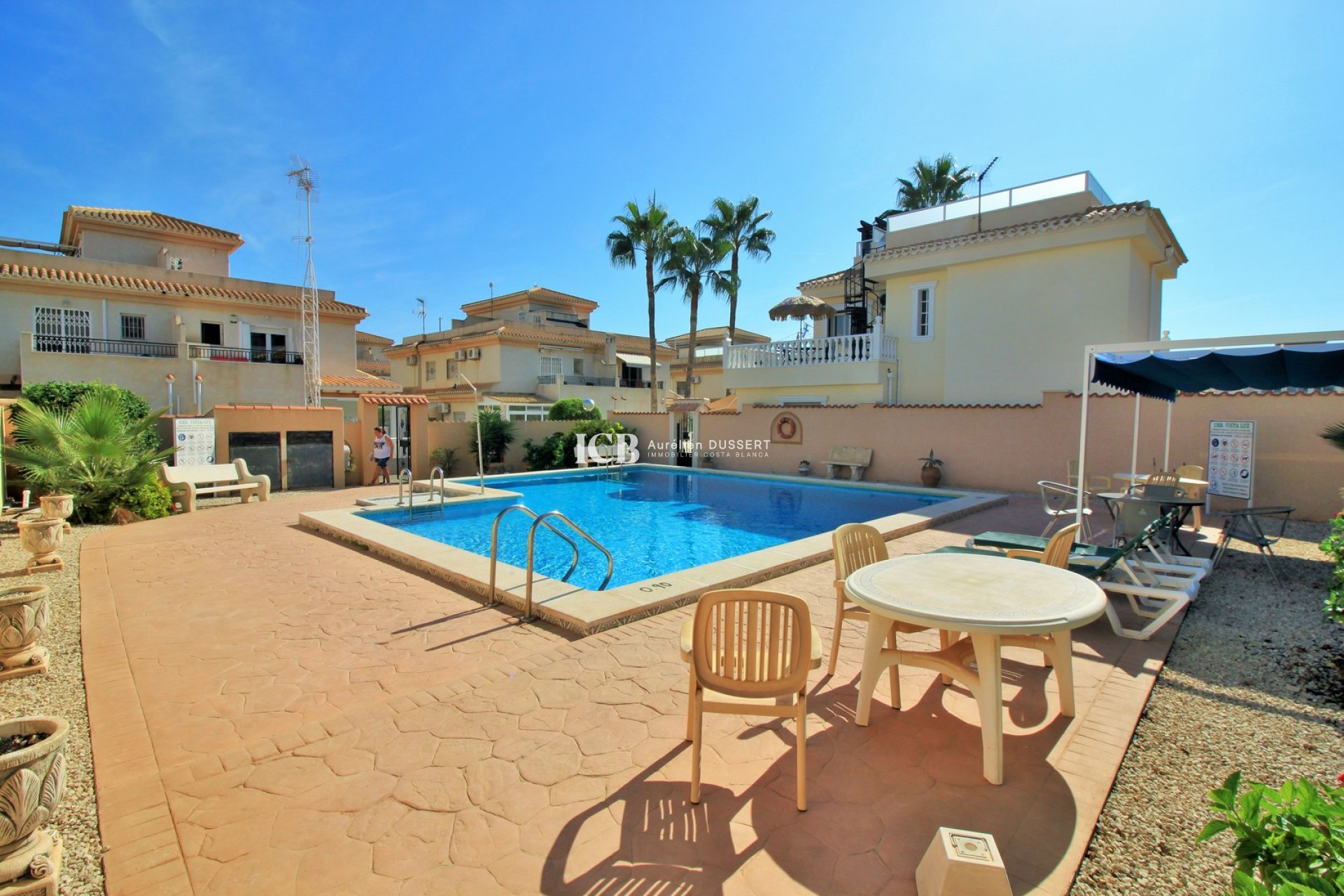 Resale - Townhouse -
Orihuela Costa - Playa Flamenca