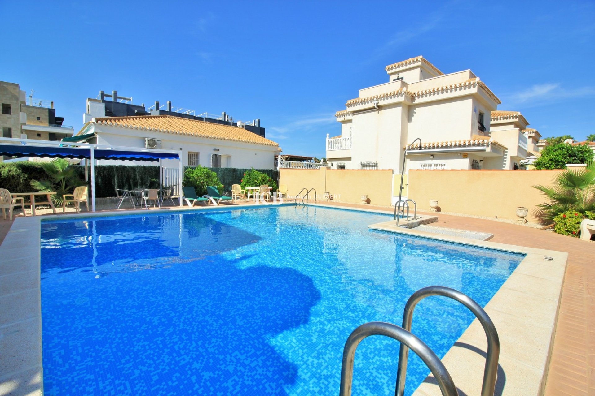 Resale - Townhouse -
Orihuela Costa - Playa Flamenca