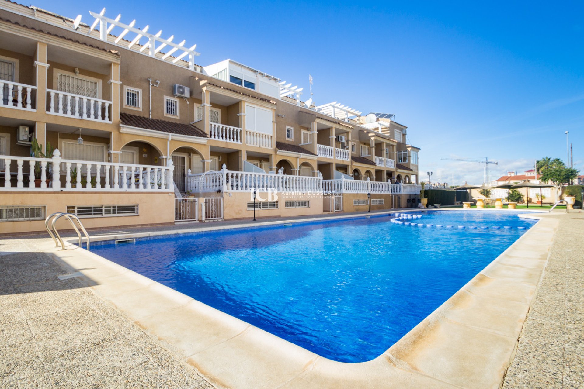 Resale - Townhouse -
Orihuela Costa - Playa Flamenca