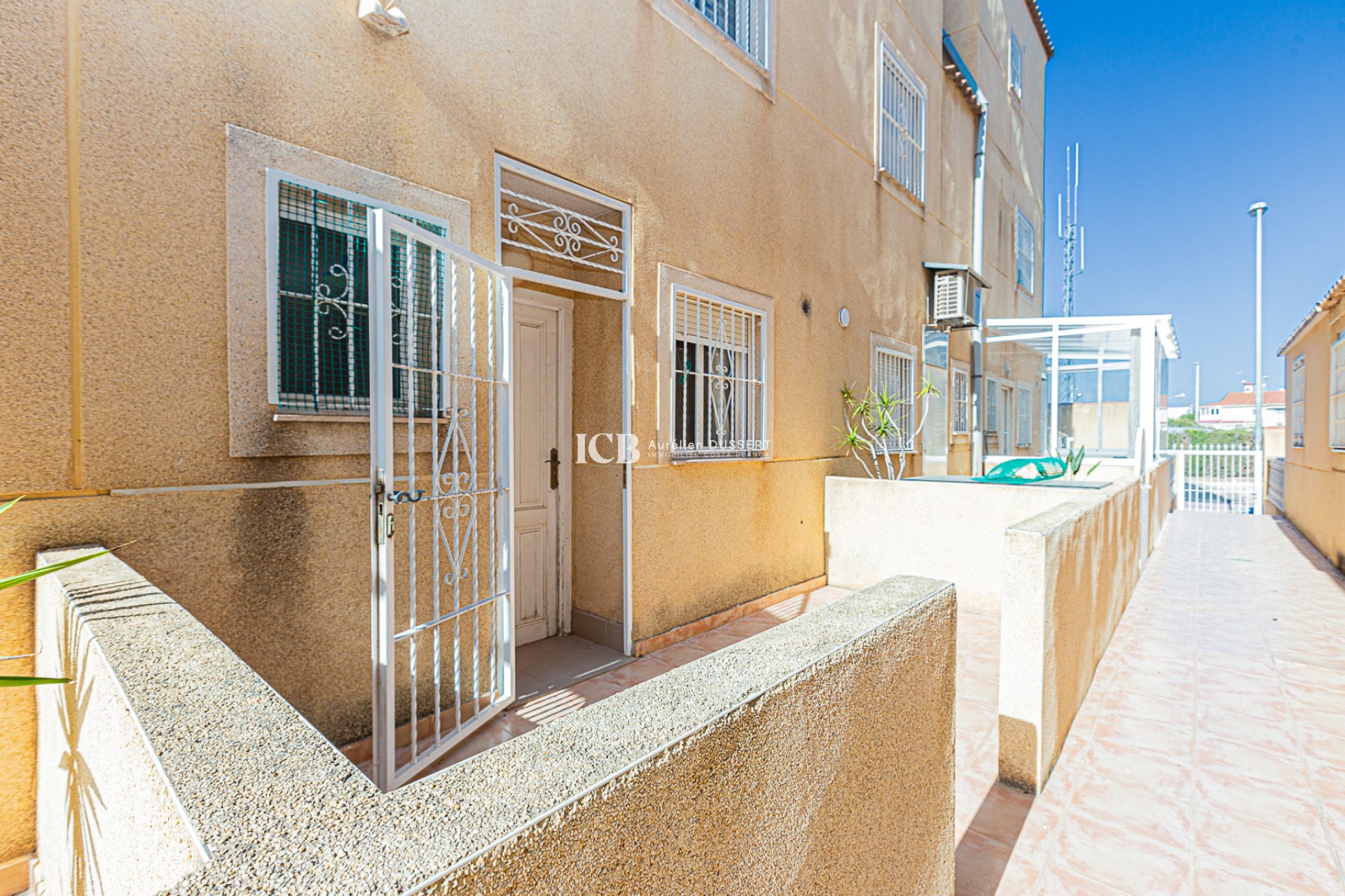 Resale - Townhouse -
Orihuela Costa - Playa Flamenca