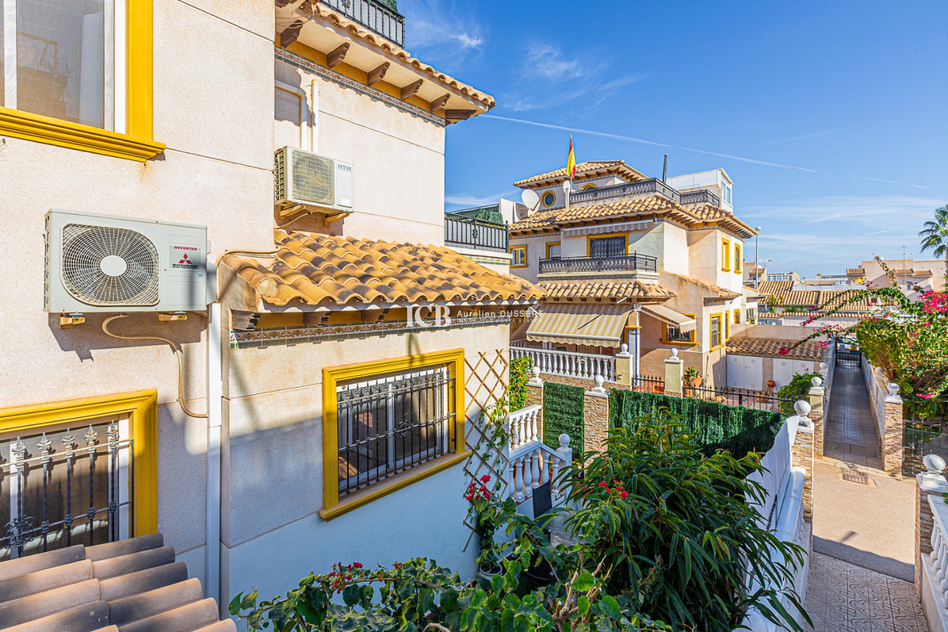 Resale - Townhouse -
Orihuela Costa - Playa Flamenca