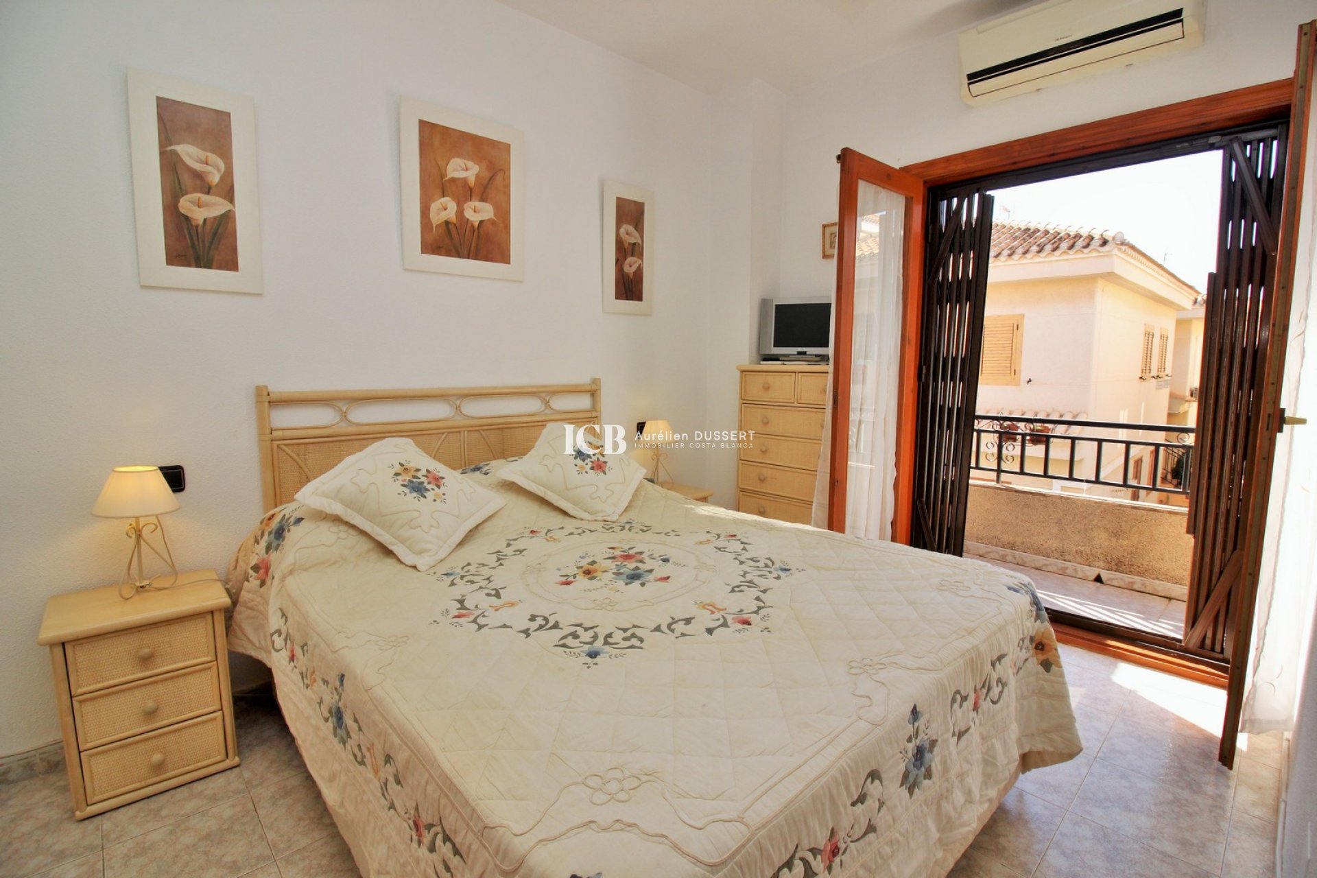 Resale - Townhouse -
Orihuela Costa - Playa Flamenca