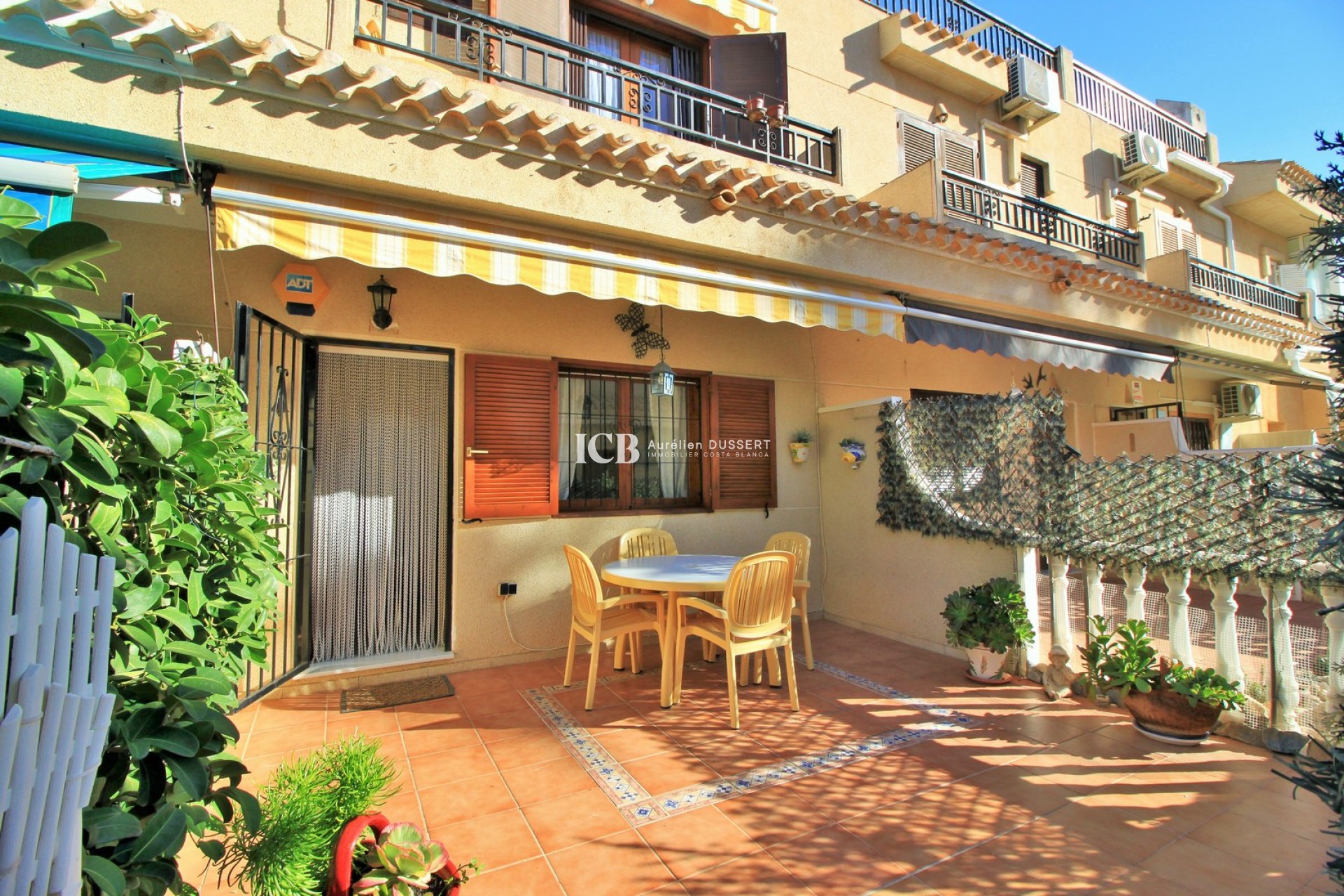 Resale - Townhouse -
Orihuela Costa - Playa Flamenca