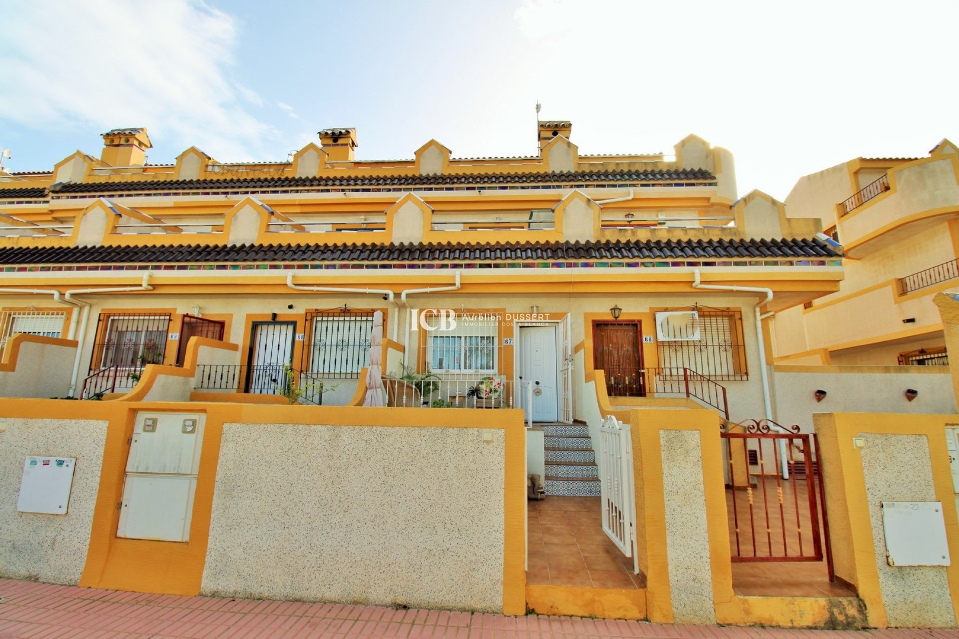 Resale - Townhouse -
Orihuela Costa - Playa Flamenca